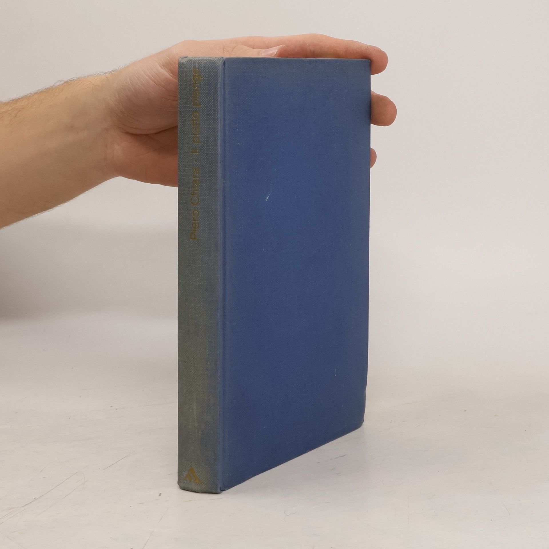 Piero Chiara Il piatto piange