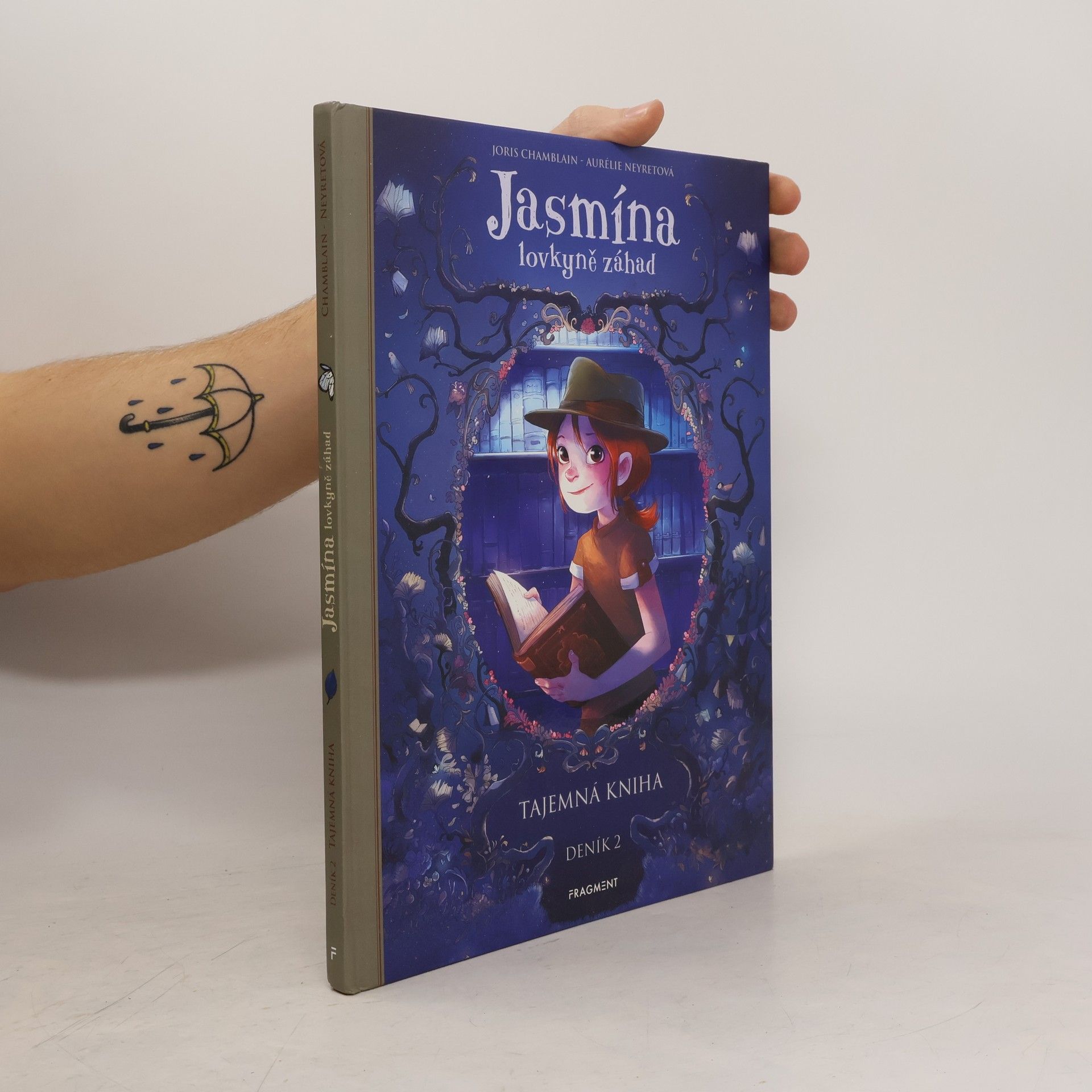 Joris Chamblain Jasmína lovkyně záhad - Deník II. Tajemná kniha