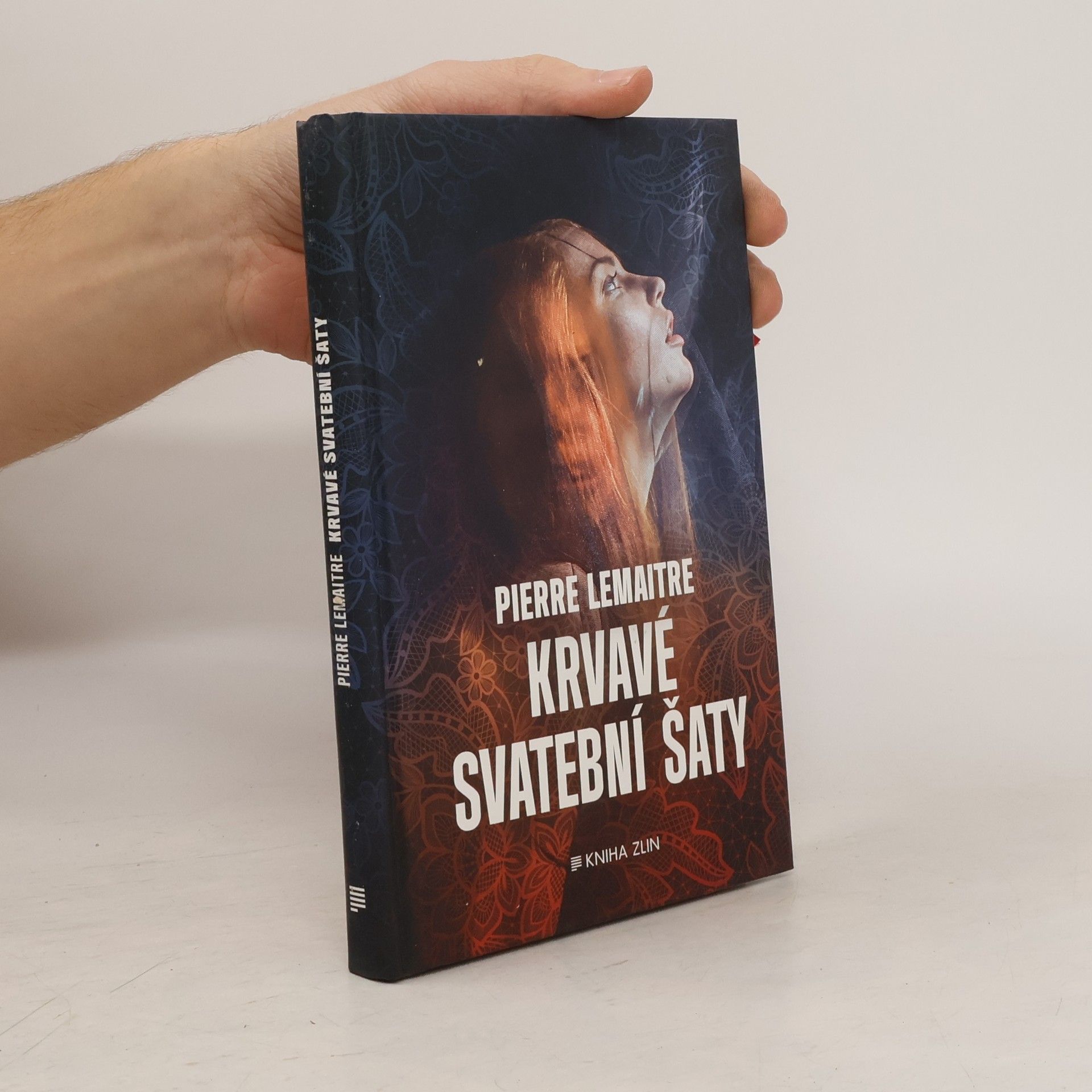 Pierre Lemaitre Krvavé svatební šaty