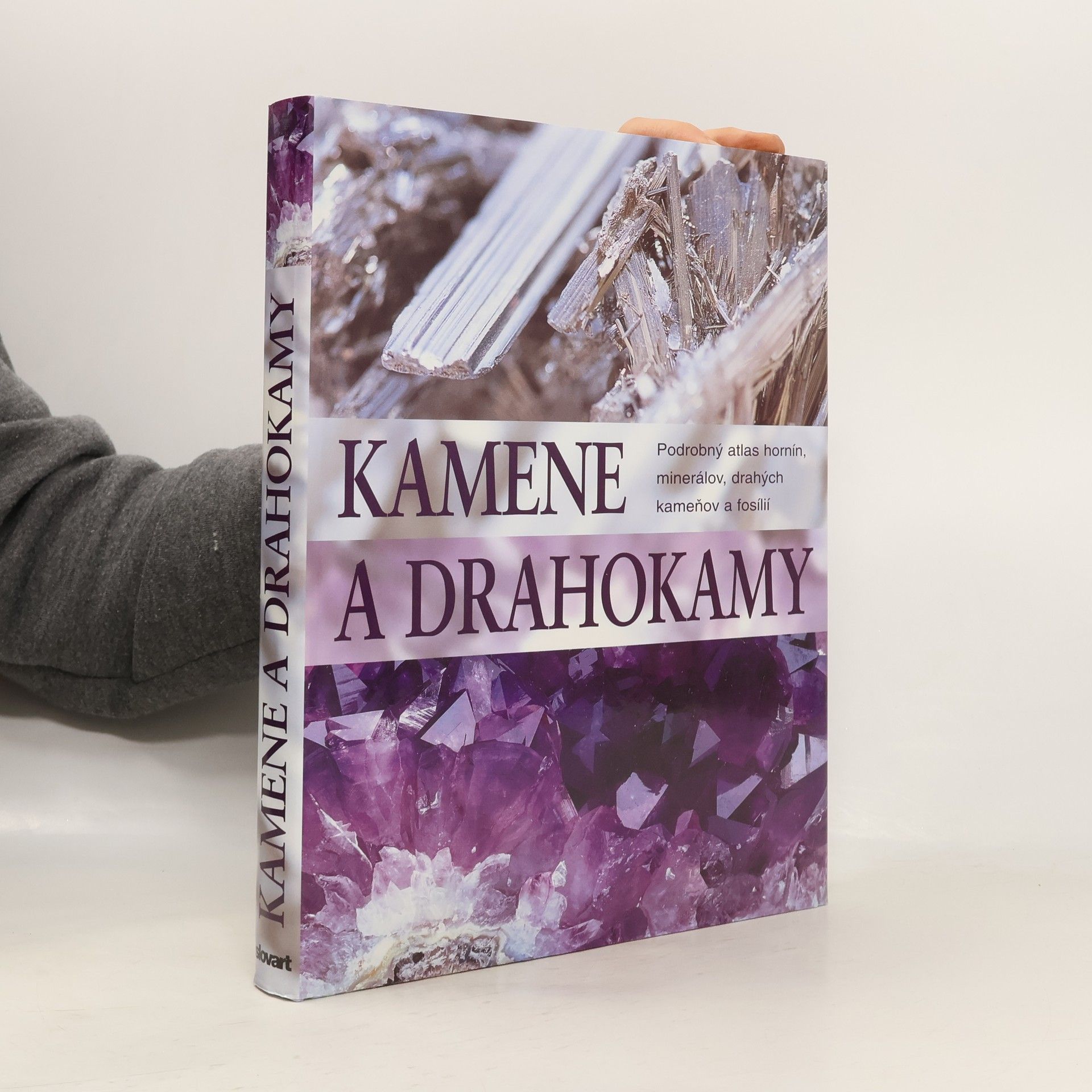 Ronald Louis Bonewitz Kamene a drahokamy