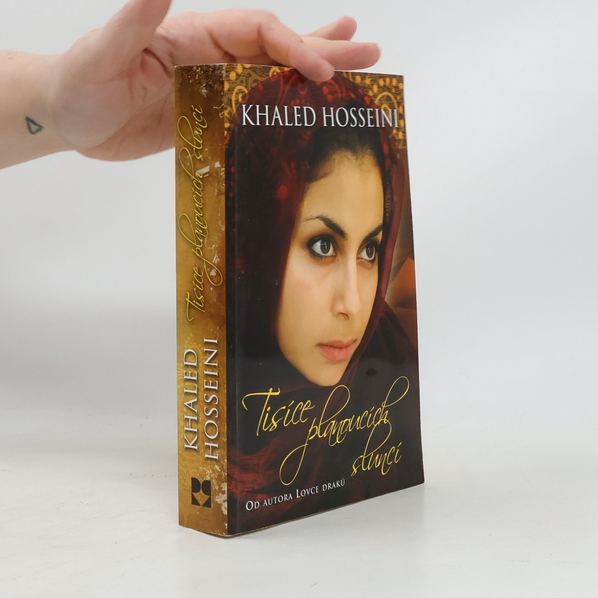 Khaled Hosseini Tisíce planoucích sluncí