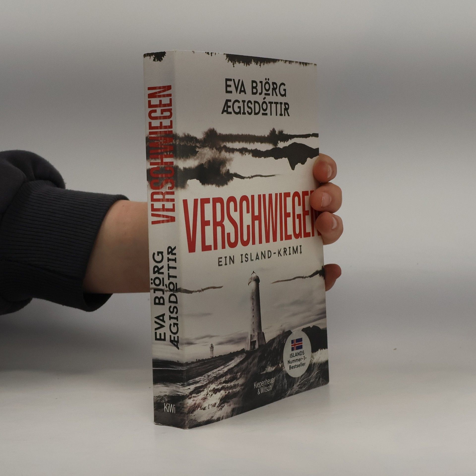 Eva Bjorg Ægisdóttir Verschwiegen