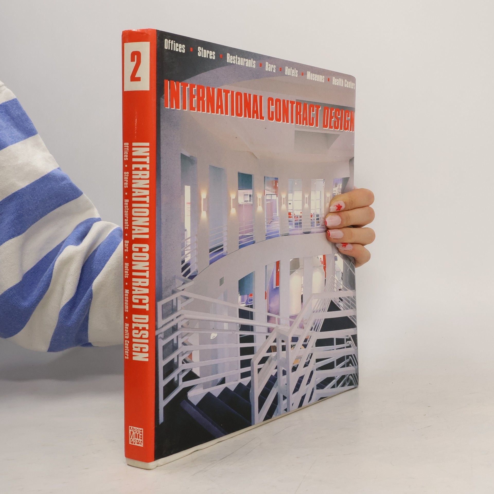Various authors International Contract Design