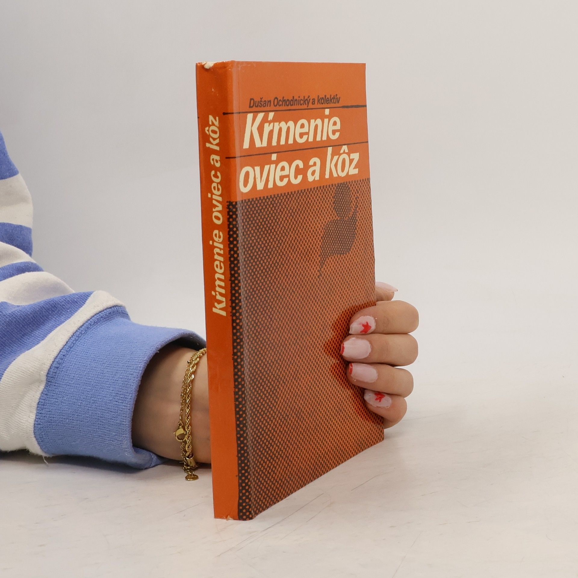 Kŕmenie oviec a kôz