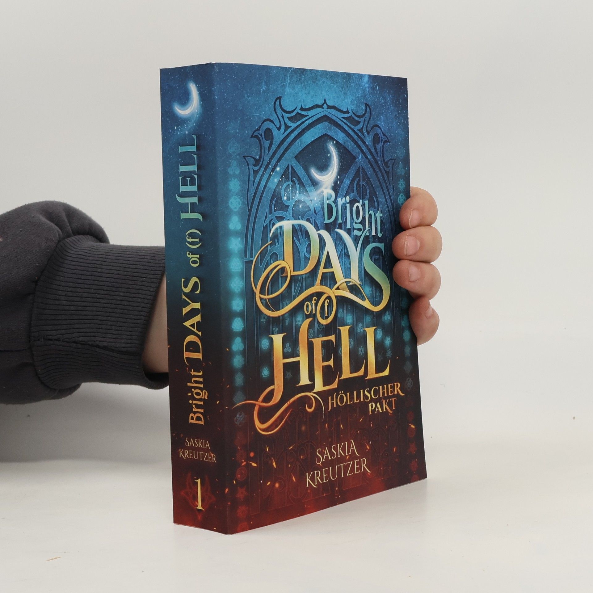 Saskia Kreutzer Bright Days of(f) Hell