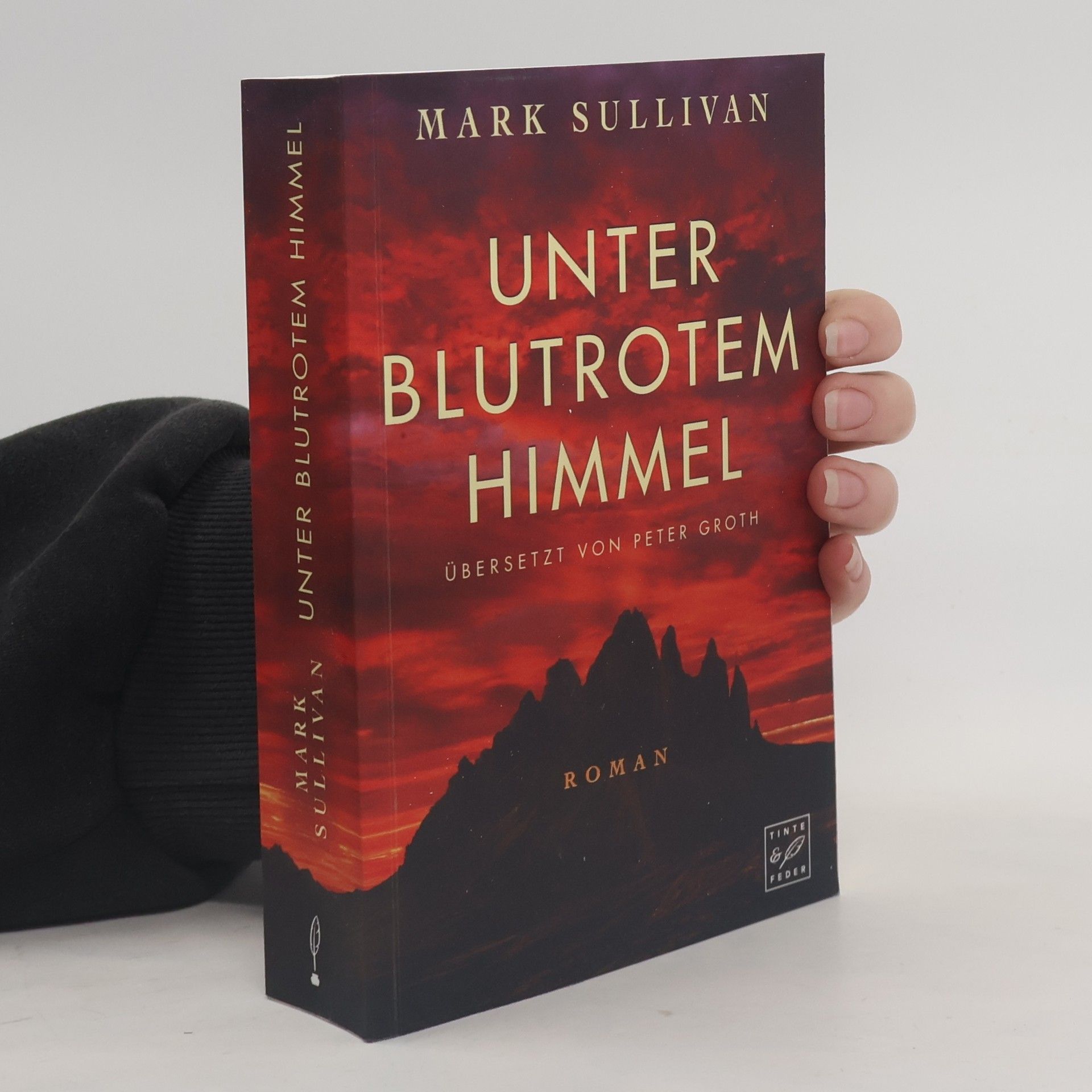 Mark T. Sullivan Unter blutrotem Himmel