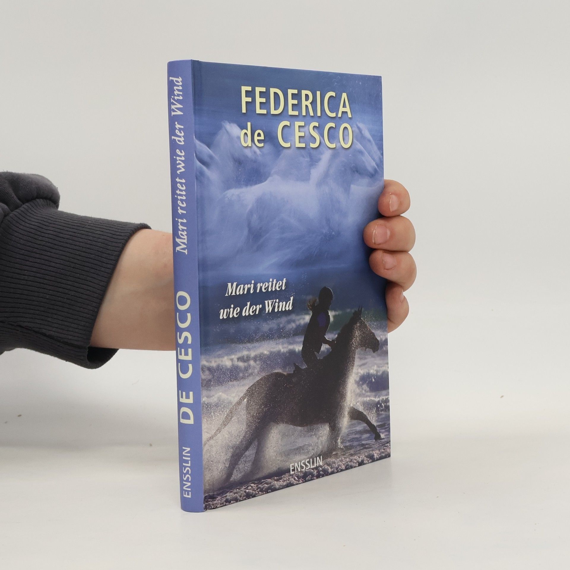 Federica de Cesco Mari reitet wie der Wind