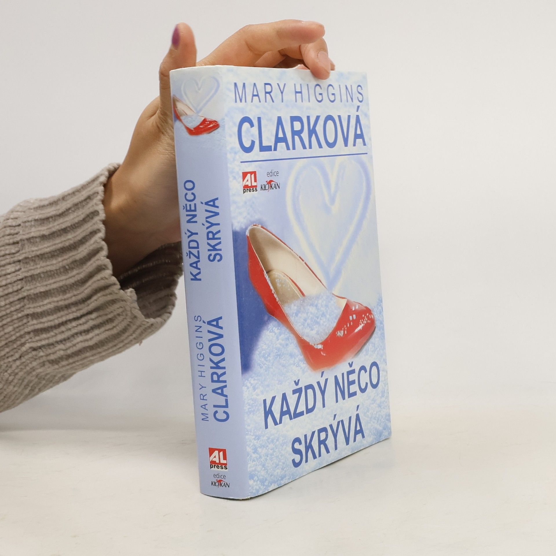 Mary Higginsová Clarková Každý něco skrývá