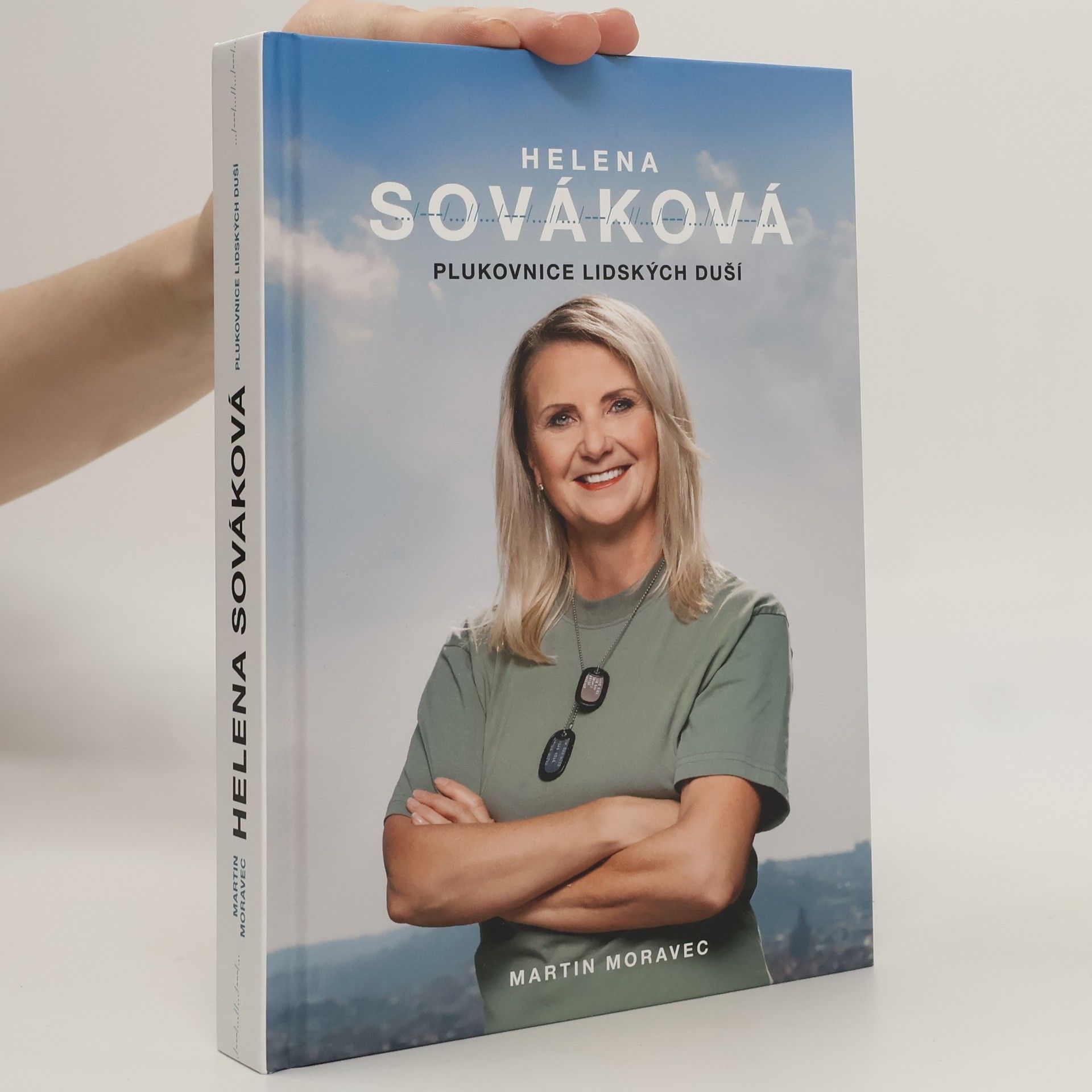 Martin Moravec Helena Sováková: Plukovnice lidských duší