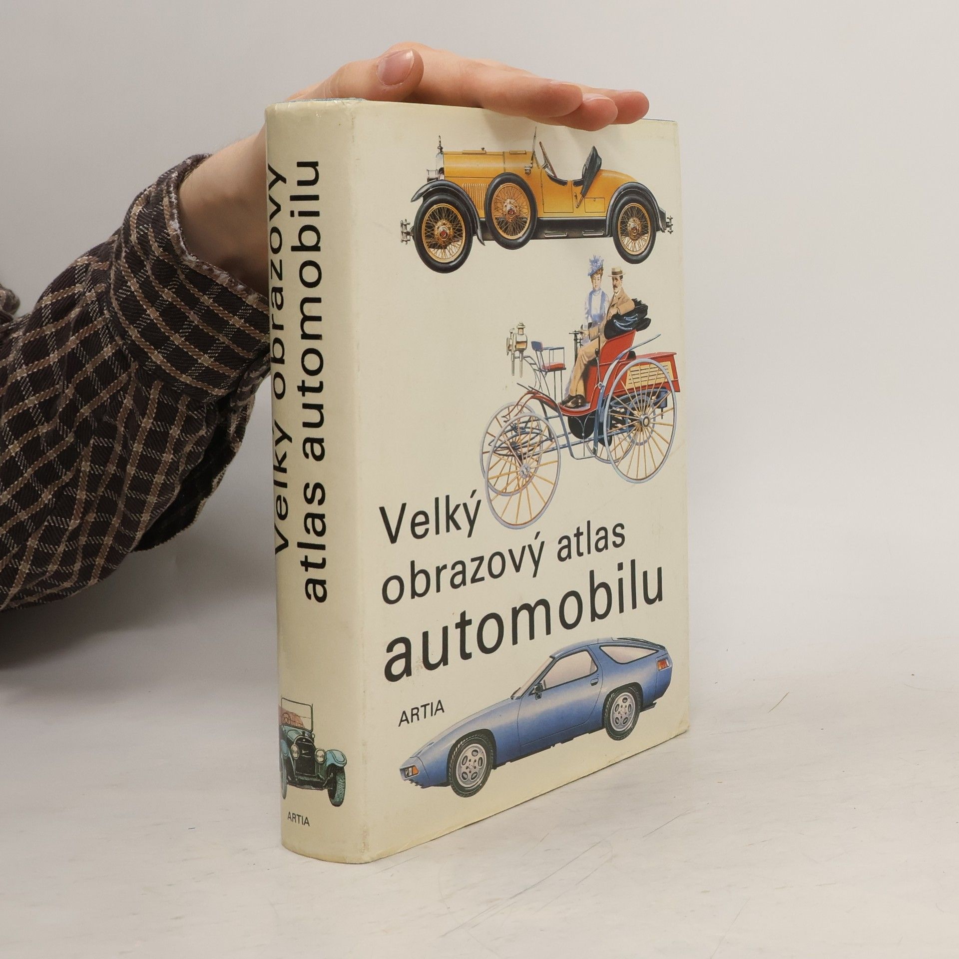 Graham Macbeth Velký obrazový atlas automobilu