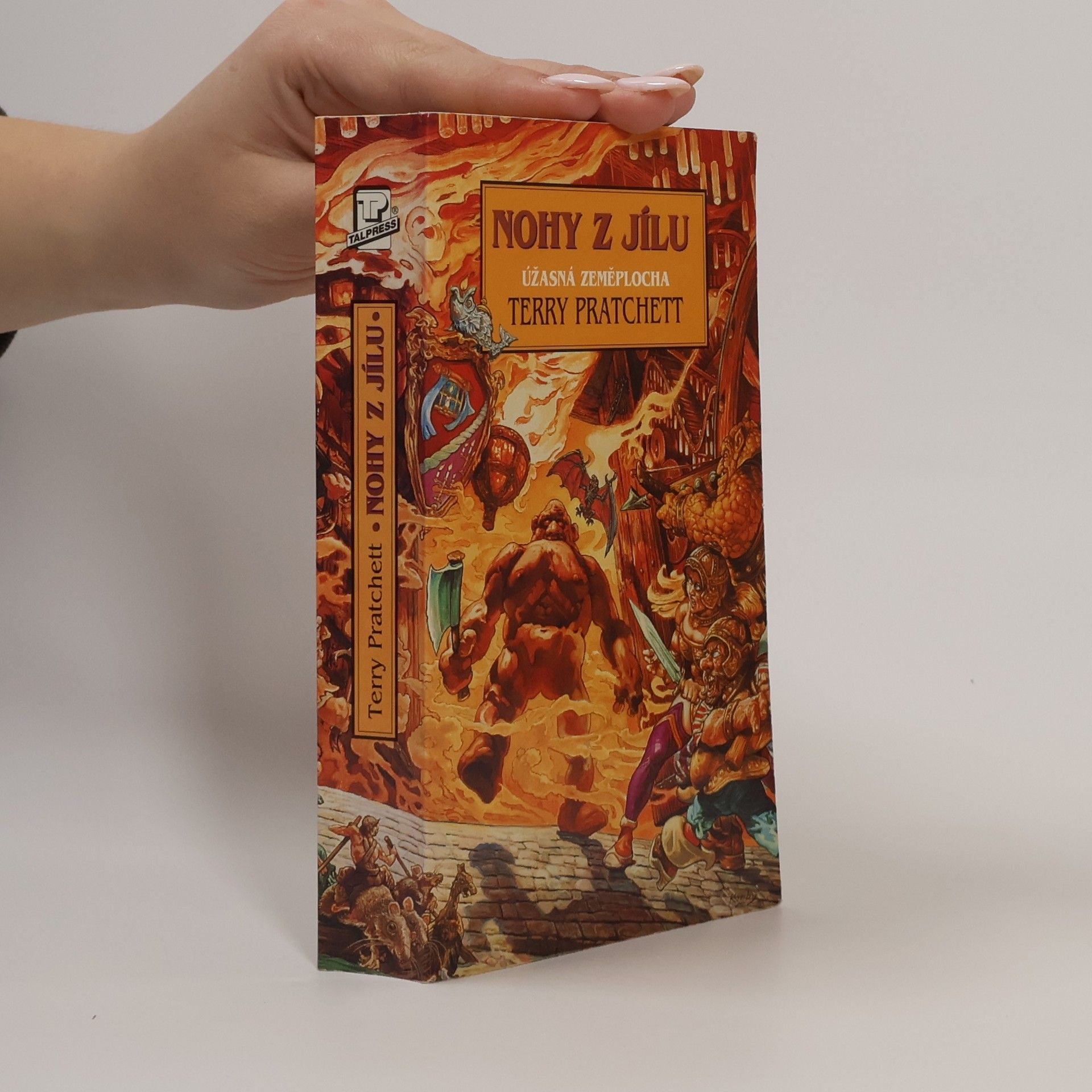 Terry Pratchett Nohy z jílu