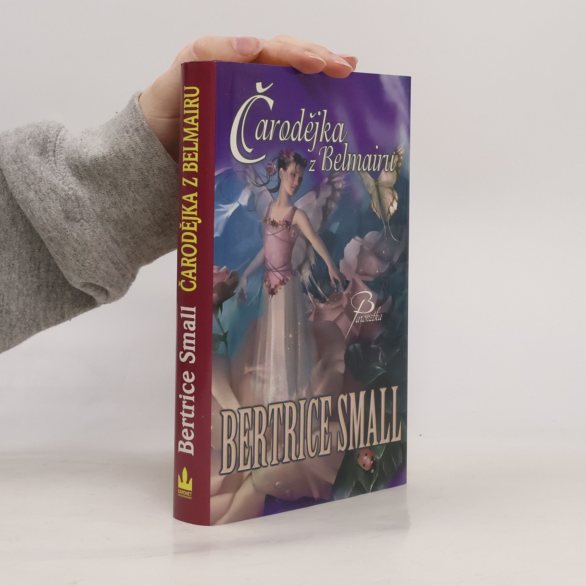Bertrice Small Svět Hetar. Kniha 4, Čarodějka z Belmairu