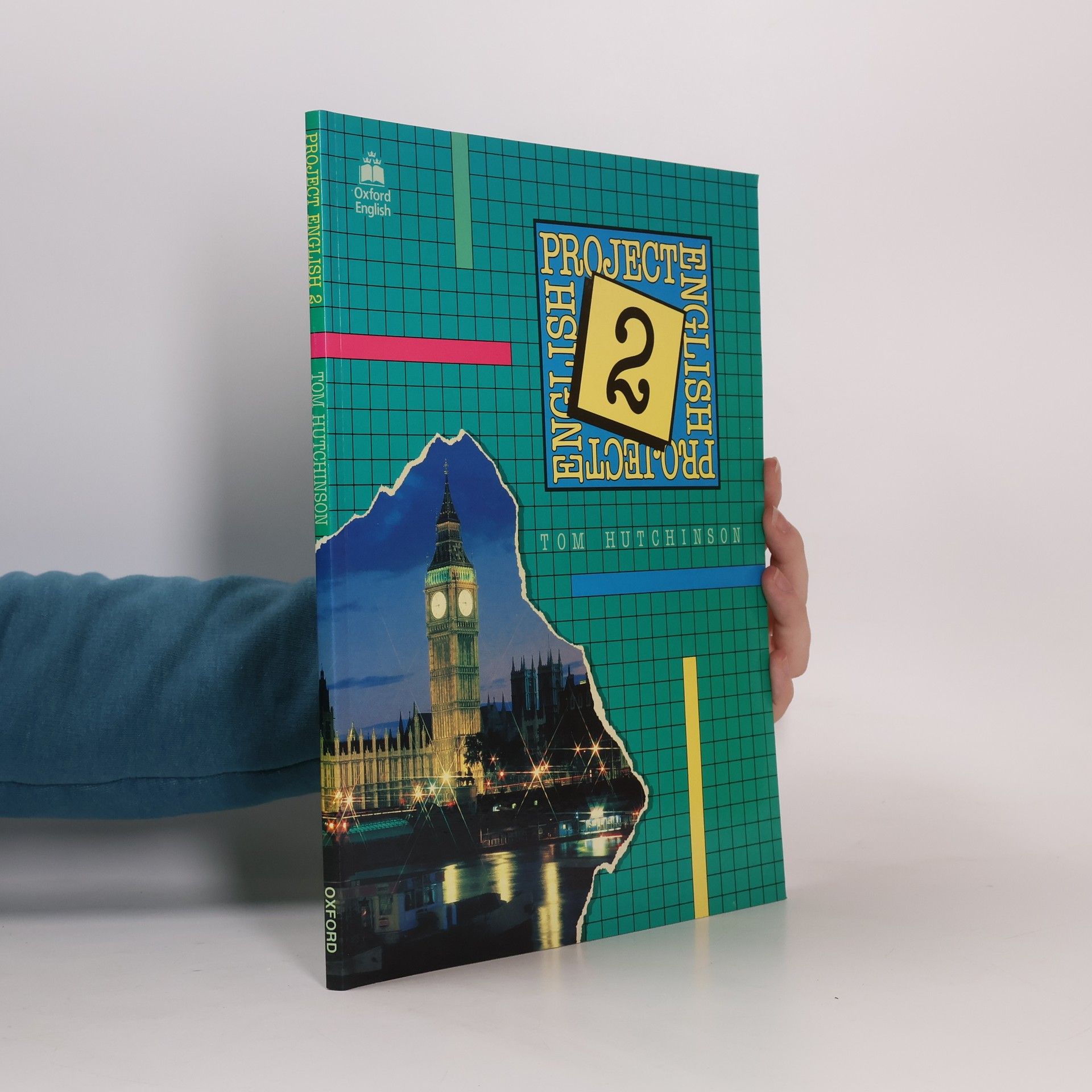 Tom Hutchinson Project English 2: Student's book