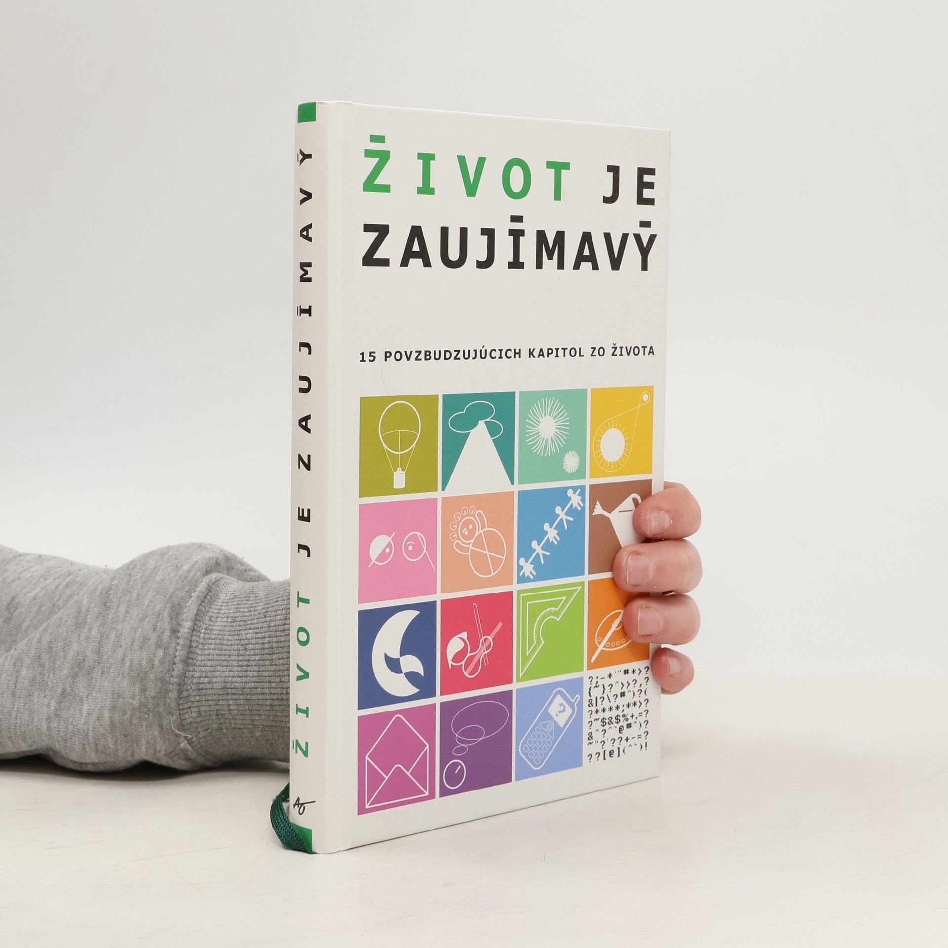 kolektiv Život je zaujímavý