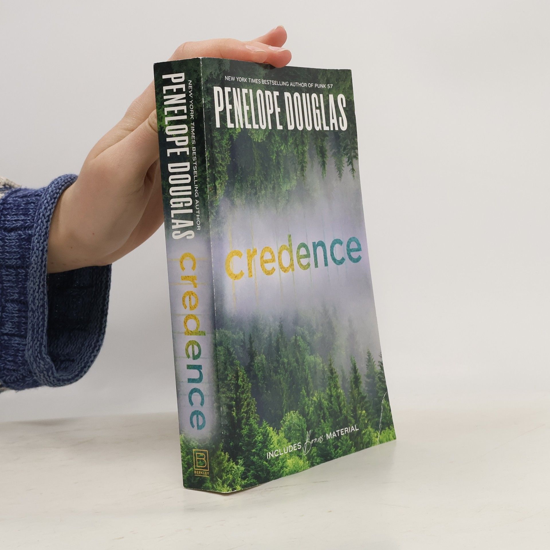 Penelope Douglas Credence