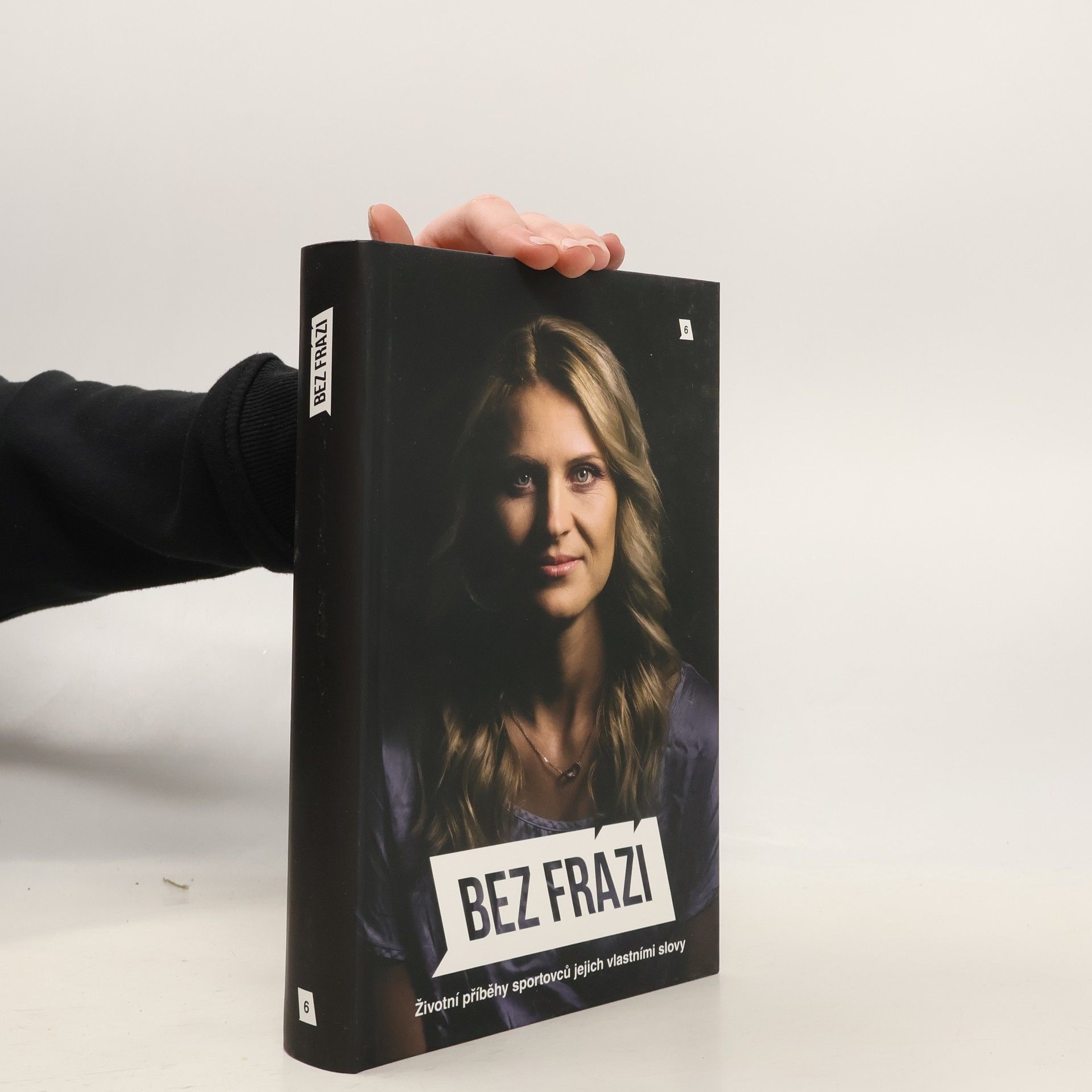 kolektiv Bez frází: Životní příběhy sportovců jejich vlastními slovy 6
