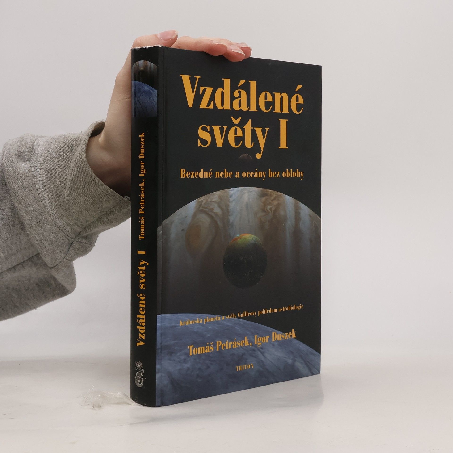 Tomáš Petrásek Vzdálené světy. I