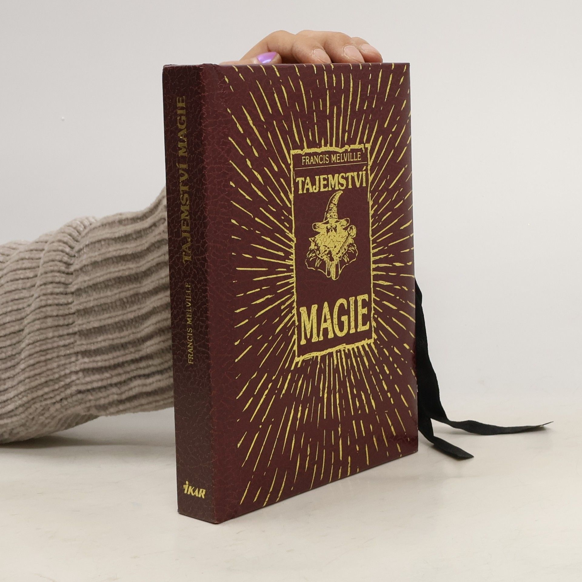 Francis Melville Tajemství magie