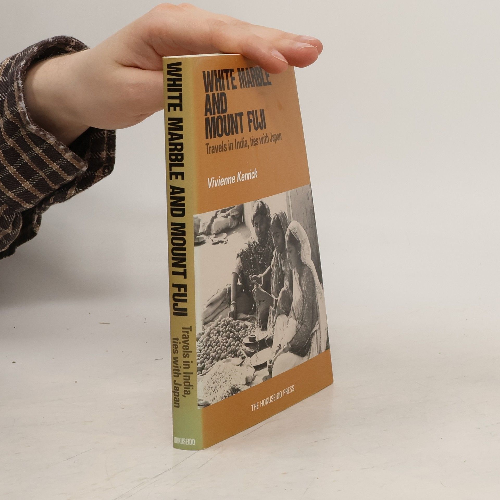 Vivienne Kenrick White Marble and Mount Fuji