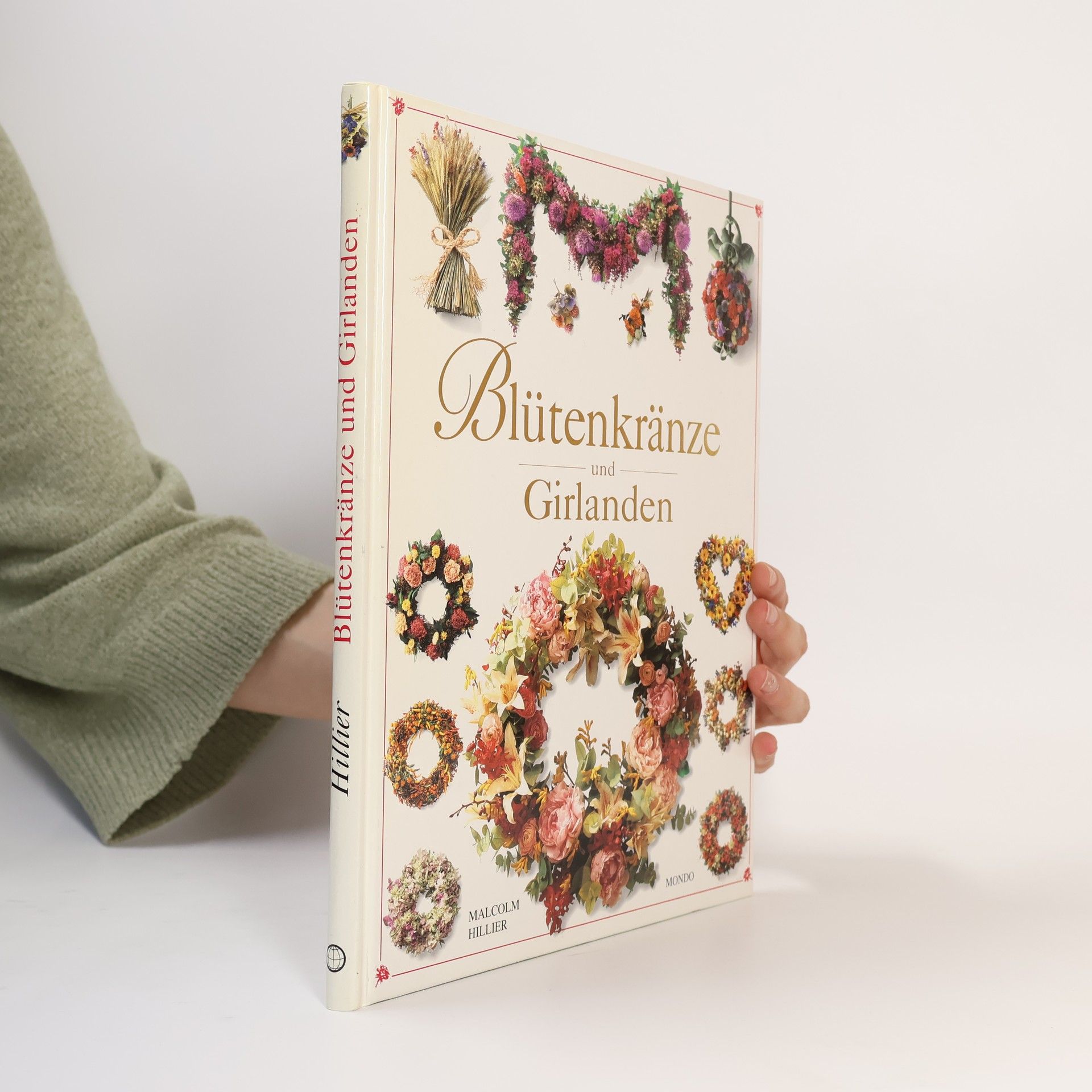 Malcolm Hillier Blütenkränze und Girlanden