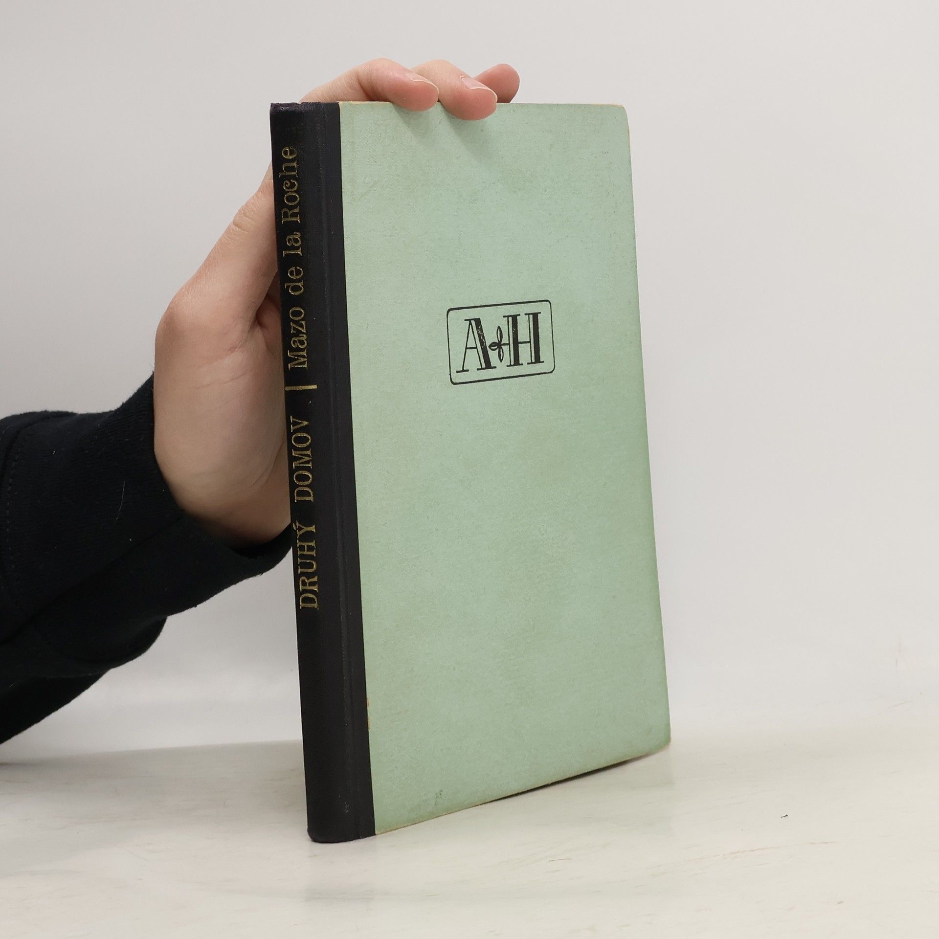 Mazo De la Roche Druhý domov