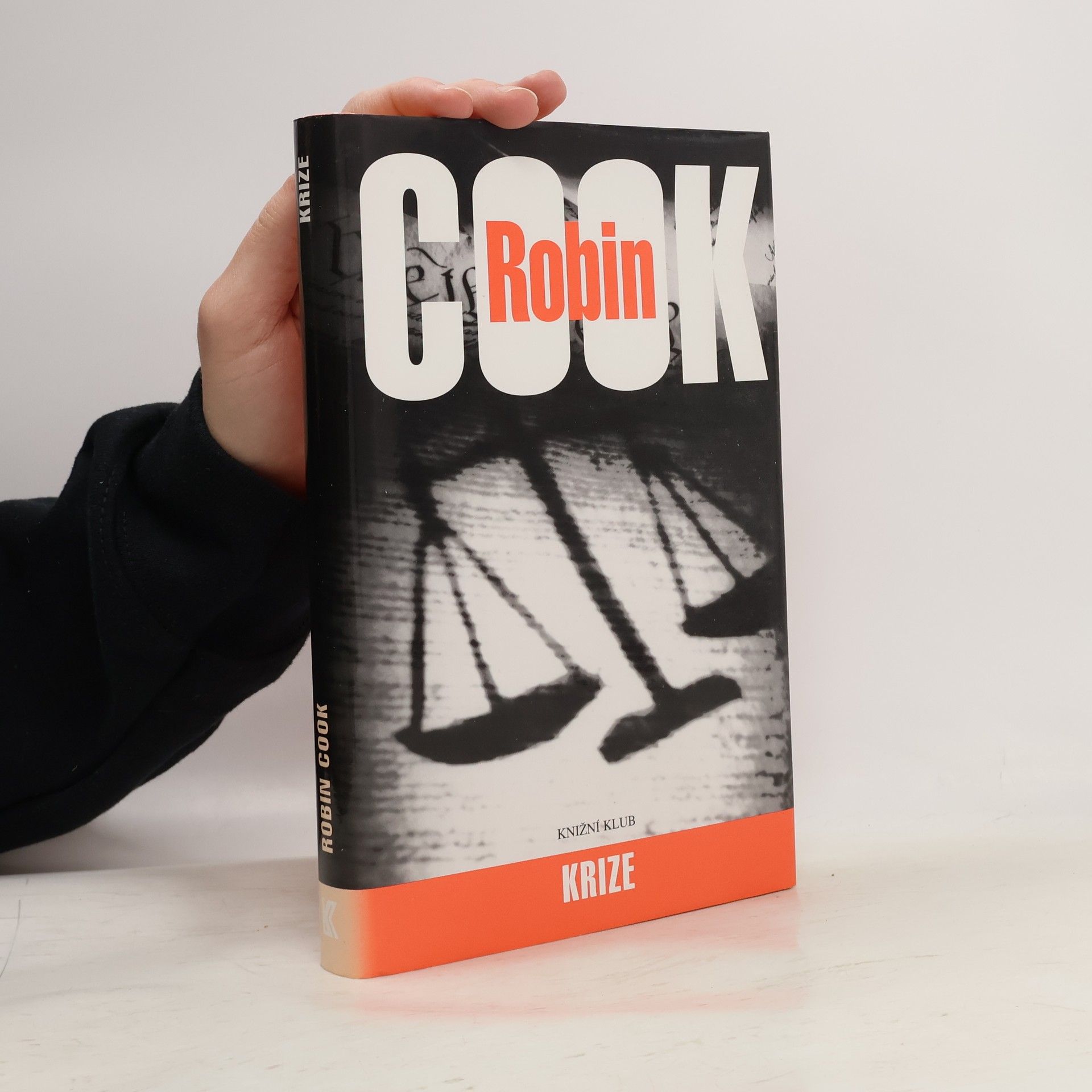 Robin Cook Krize