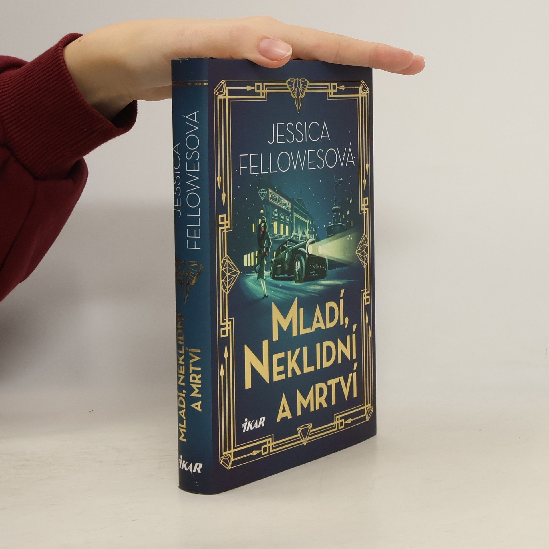 Jessica Fellowes Mladí, neklidní a mrtví