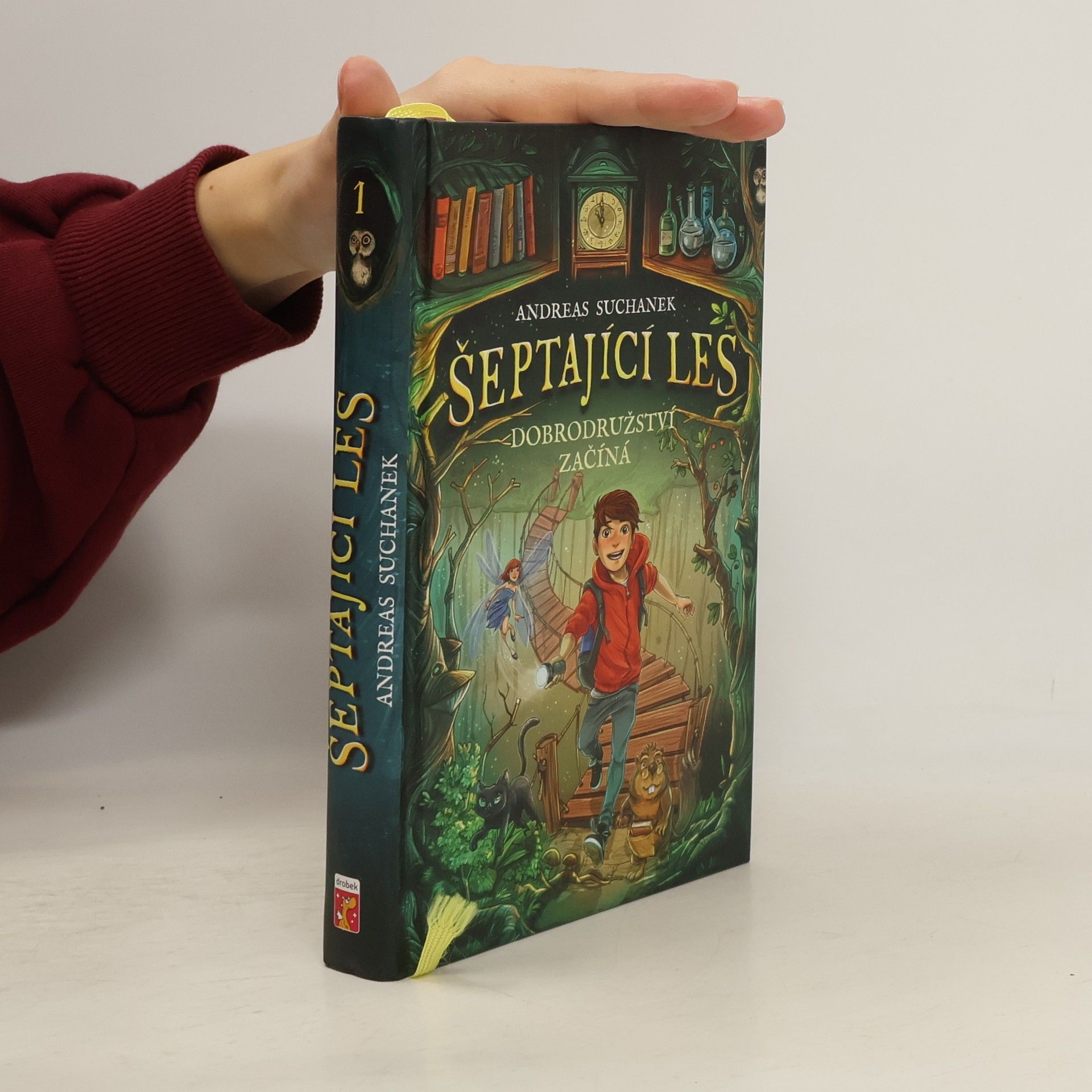 Andreas Suchanek Šeptající les. Dobrodružství začíná