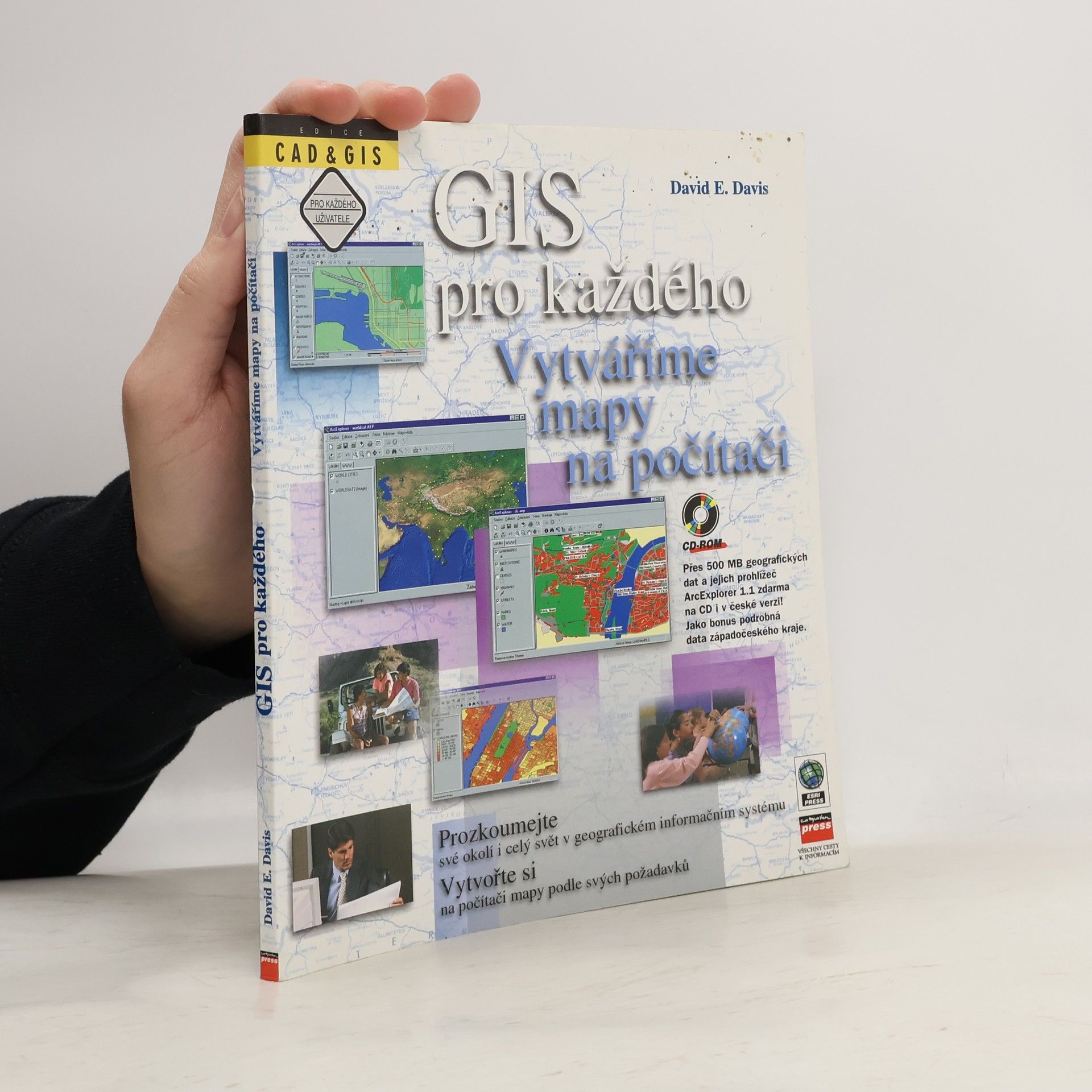 E. David Davis GIS pro každého