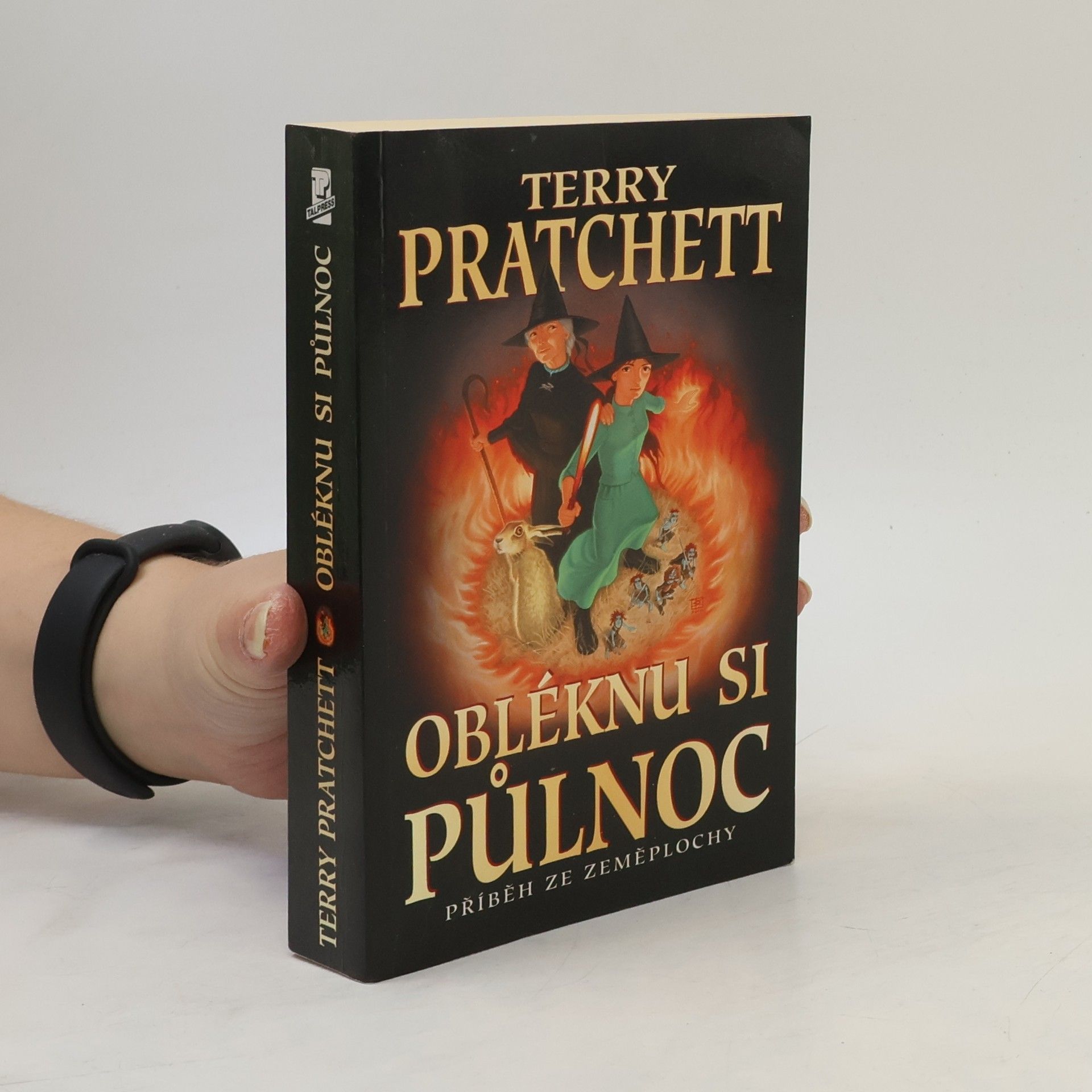 Terry Pratchett Obléknu si půlnoc