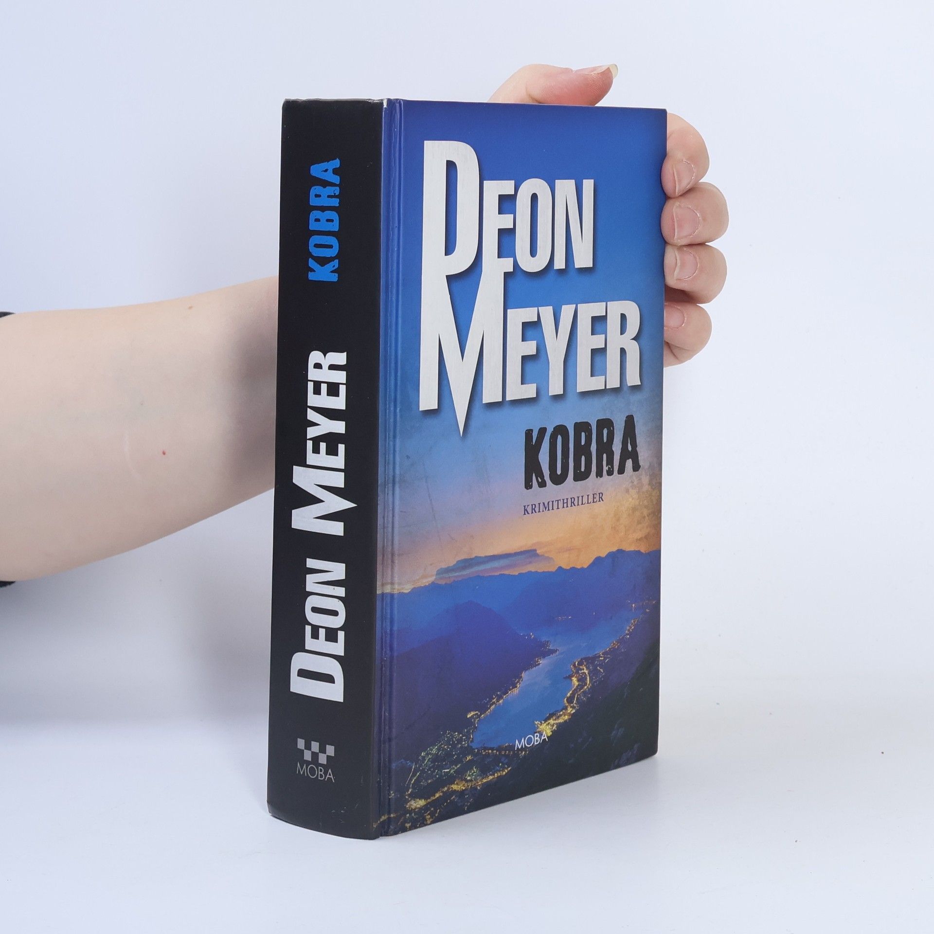 Deon Meyer Kobra