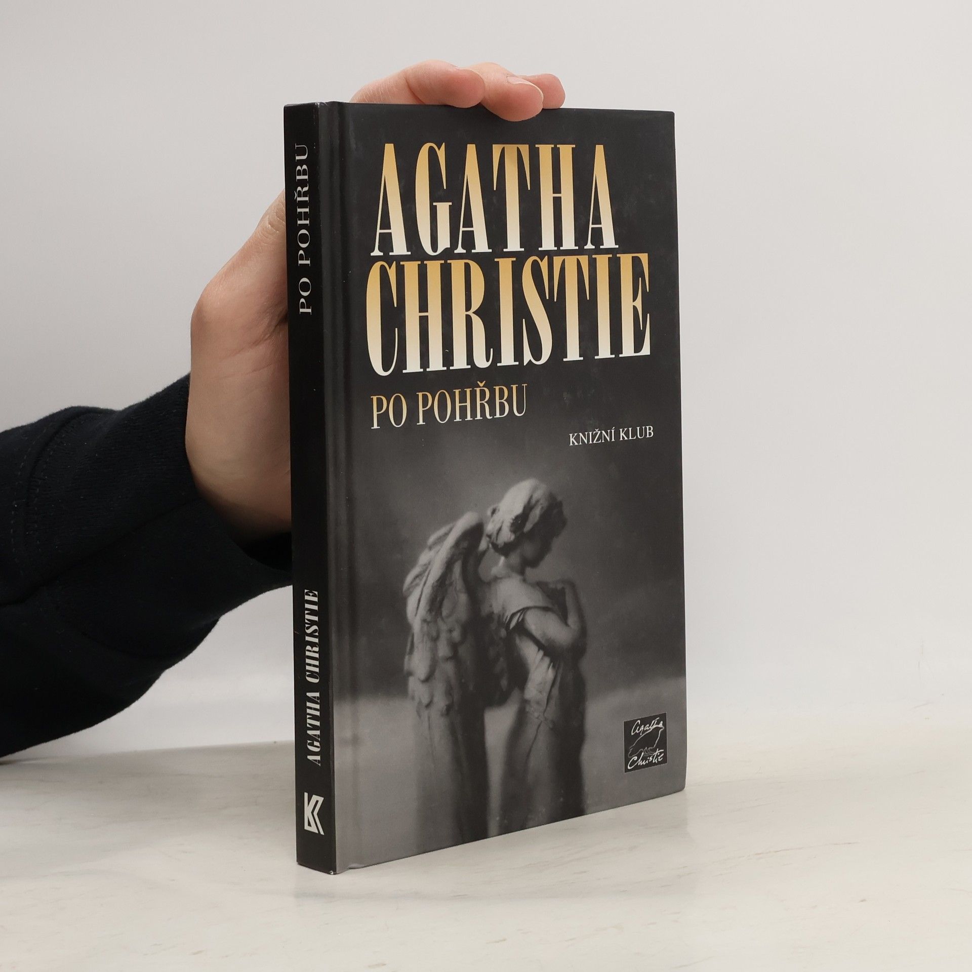 Agatha Christie Po pohřbu