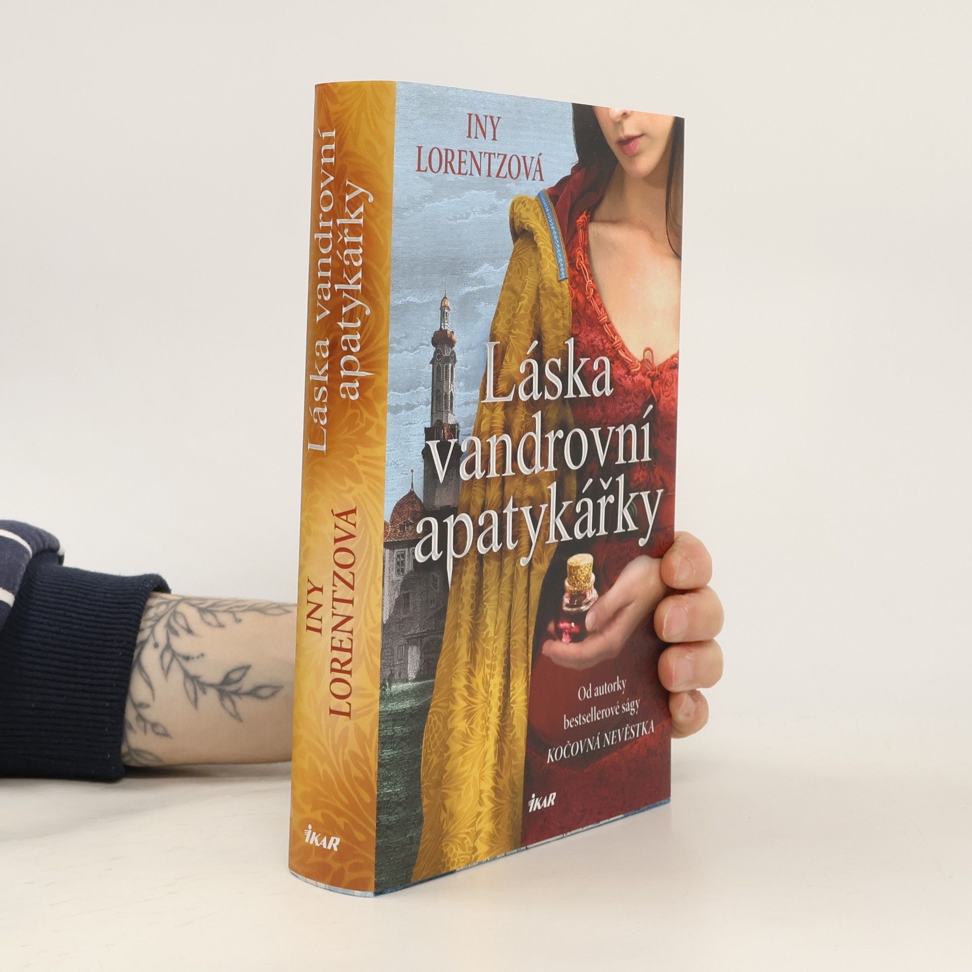 Iny Lorentz Láska vandrovní apatykářky