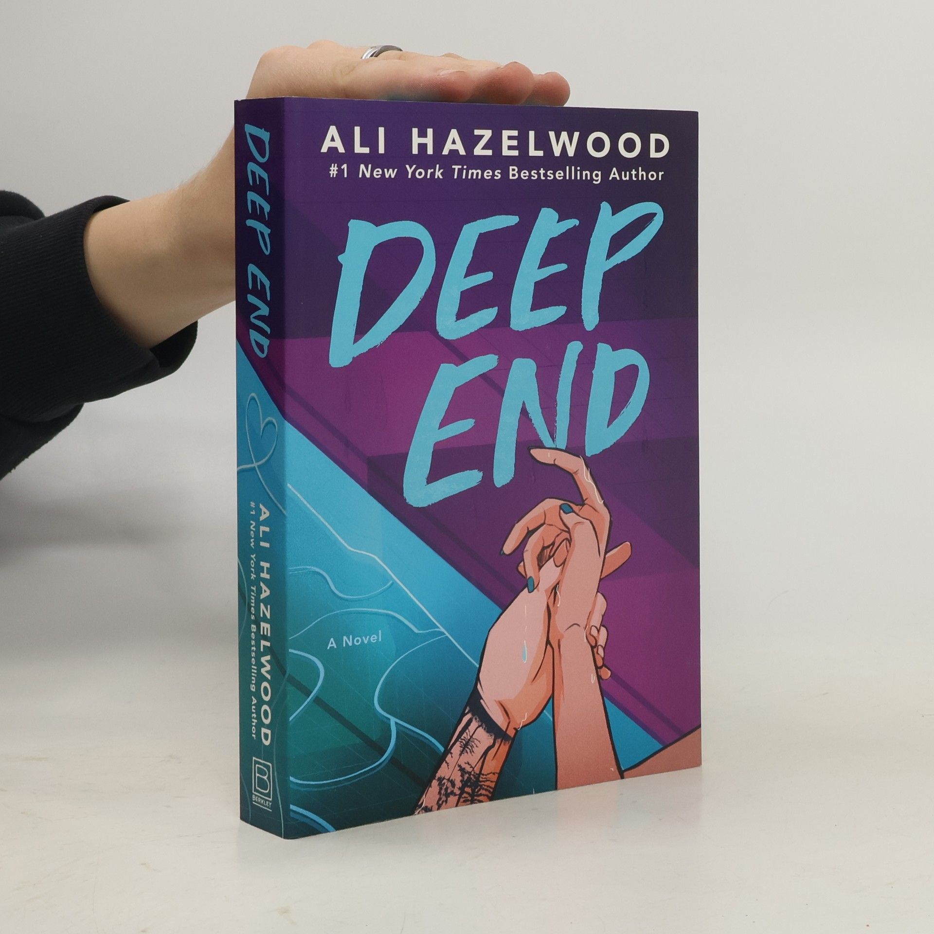 Ali Hazelwood Deep End