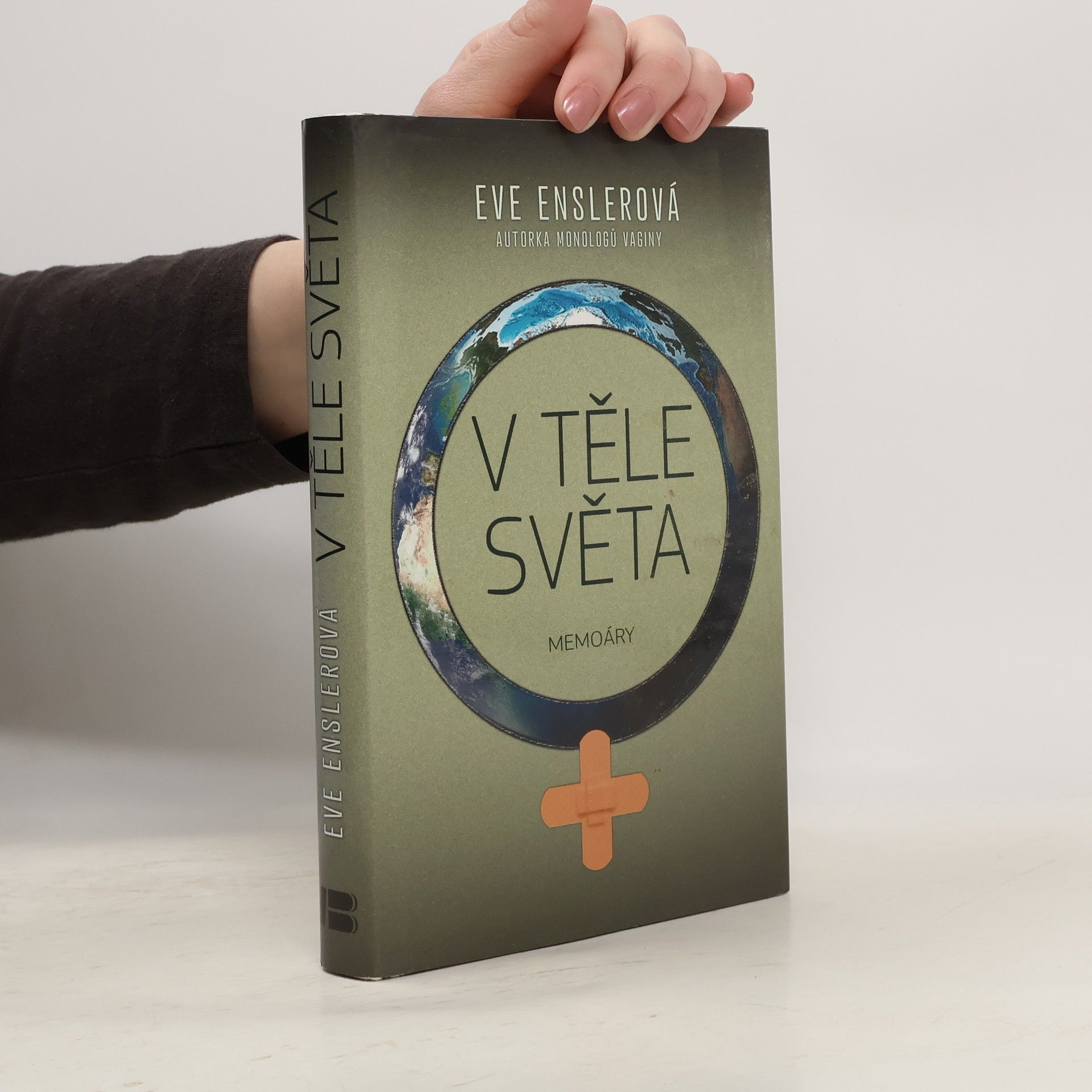 Eve Ensler V těle světa. Memoáry