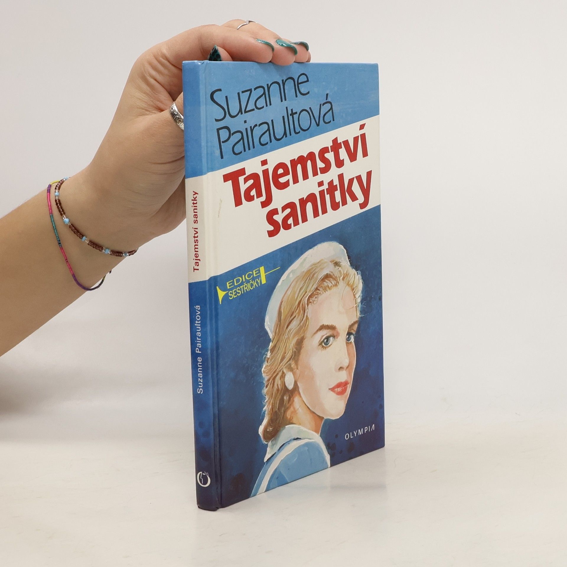 Suzanne Pairault Tajemství sanitky