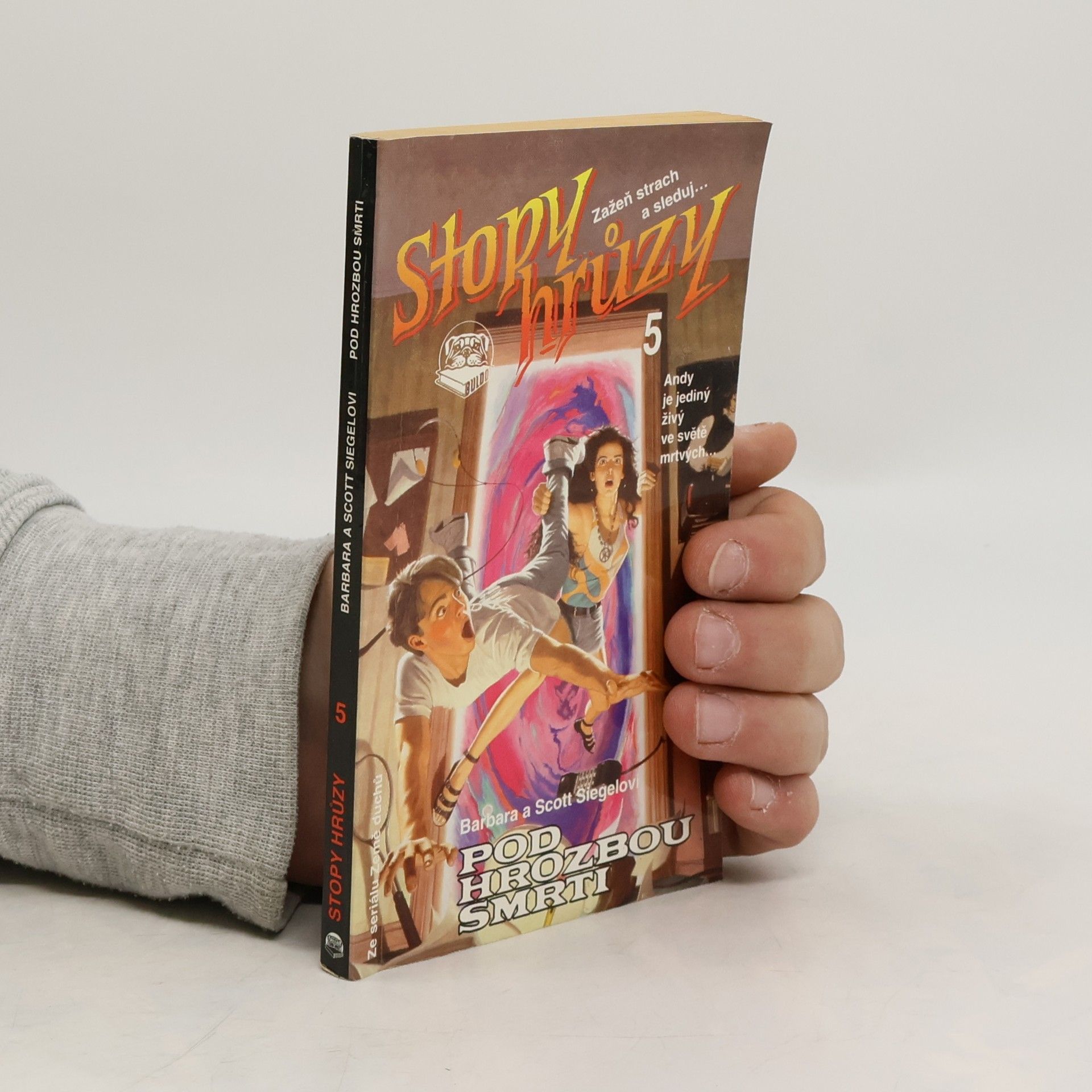 Barbara Siegel Pod hrozbou smrti. Stopy hrůzy 5.