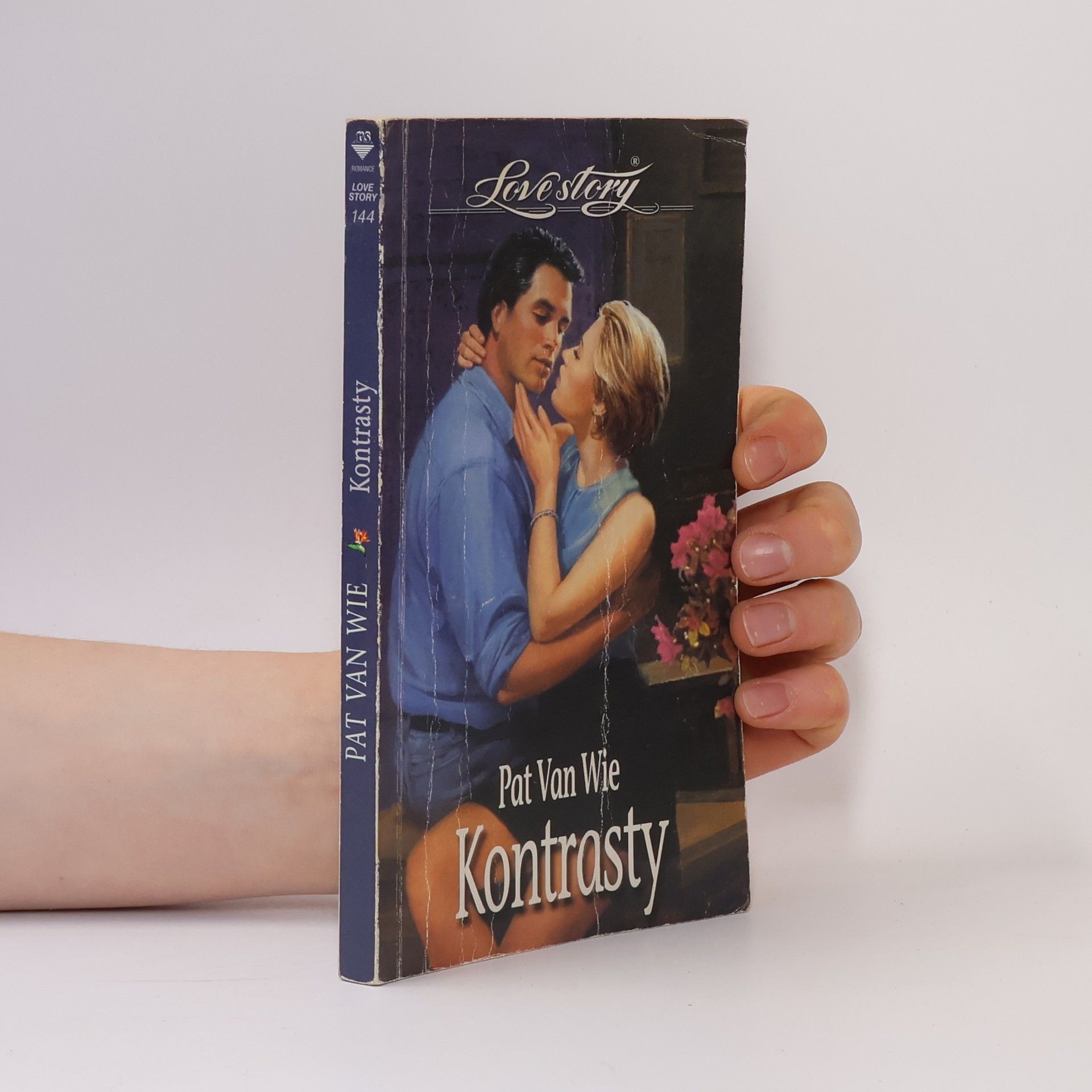 Pat Van Wie Kontrasty