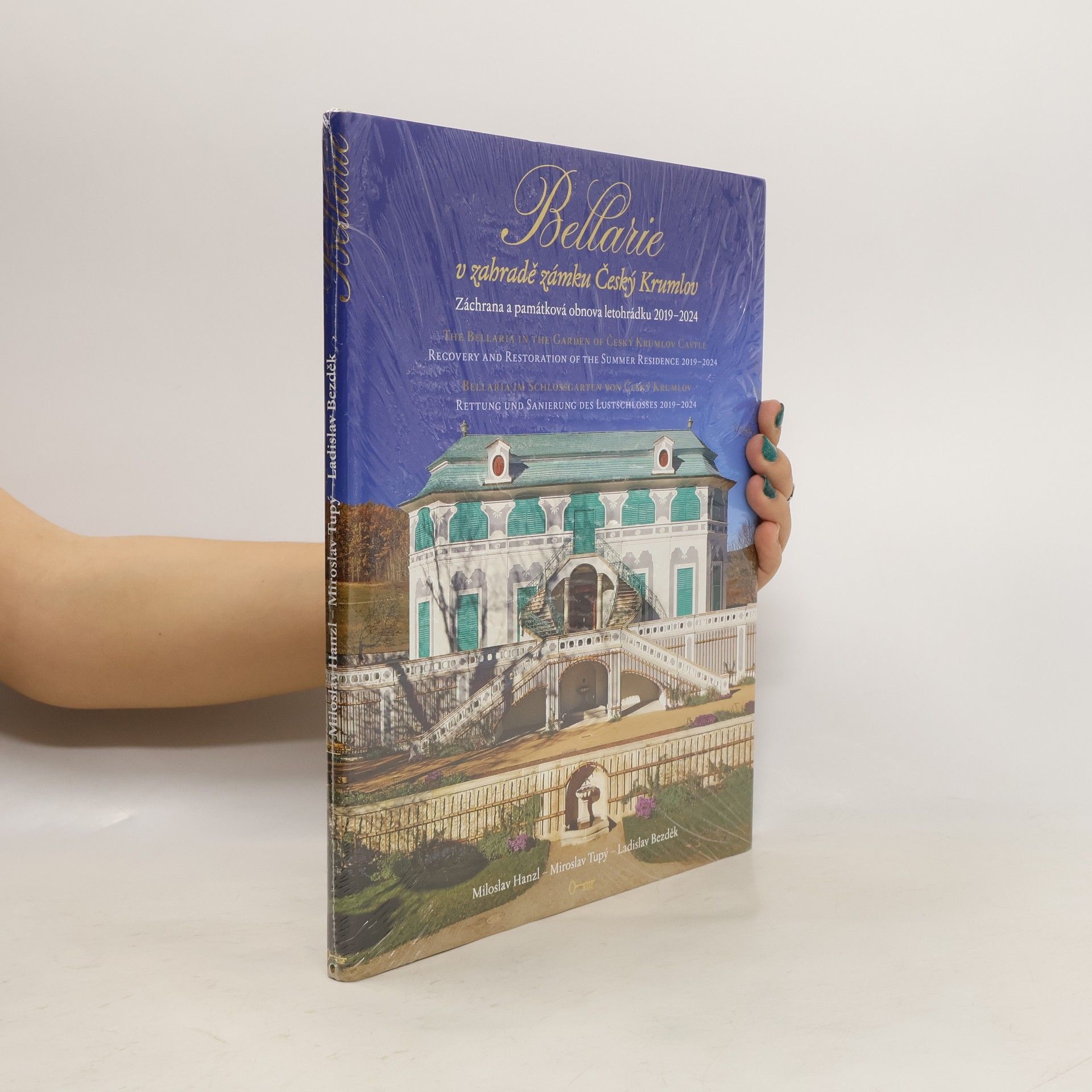 Collectif d'auteurs Bellarie v zahradě zámku Český Krumlov