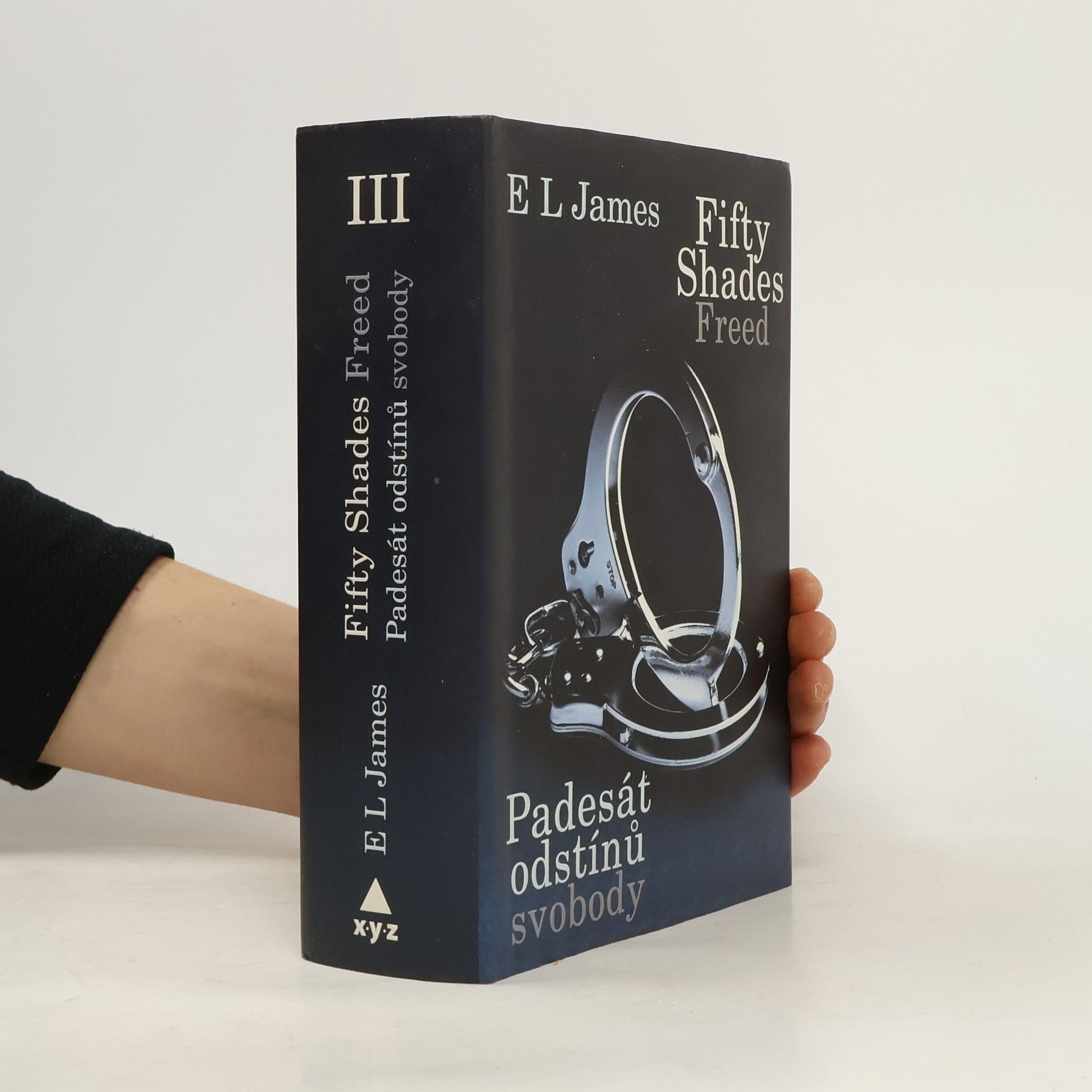 E. L. James Padesát odstínů svobody