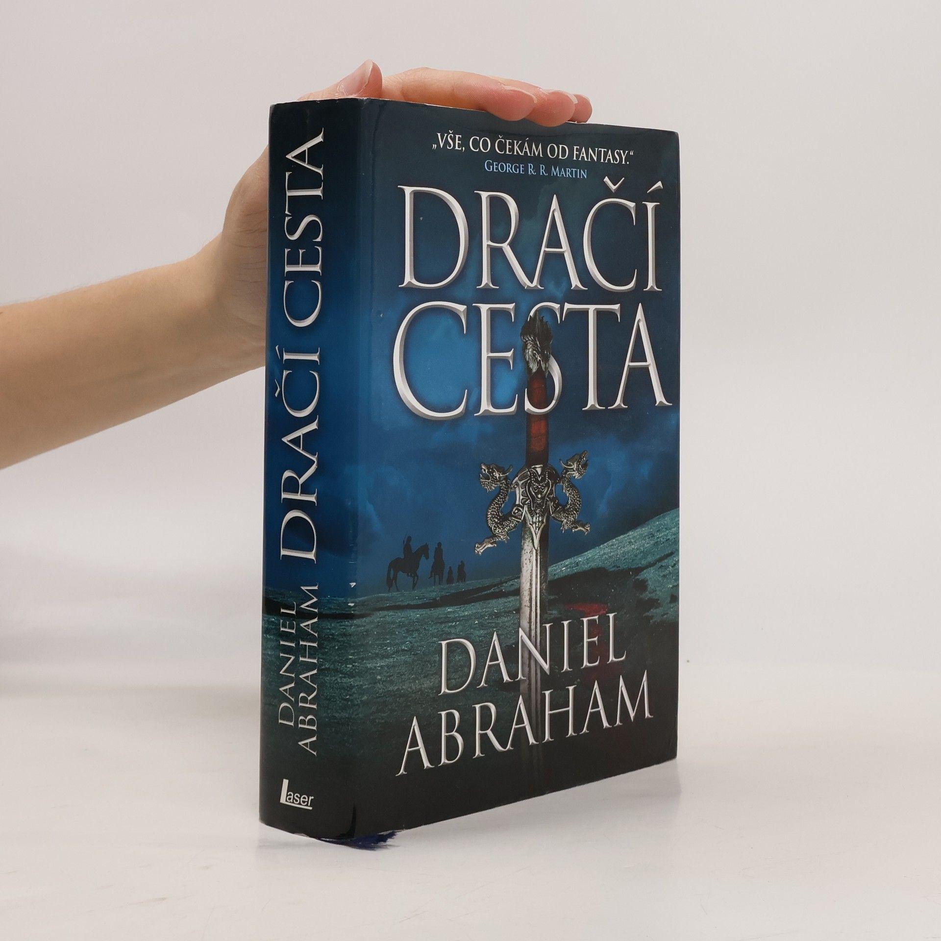 Daniel Abraham Dračí cesta: První díl cyklu Mince a dýka
