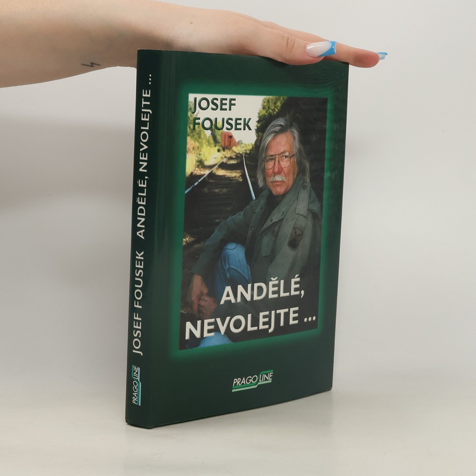 Josef Fousek Andělé, nevolejte- : na světě je někdy dobře