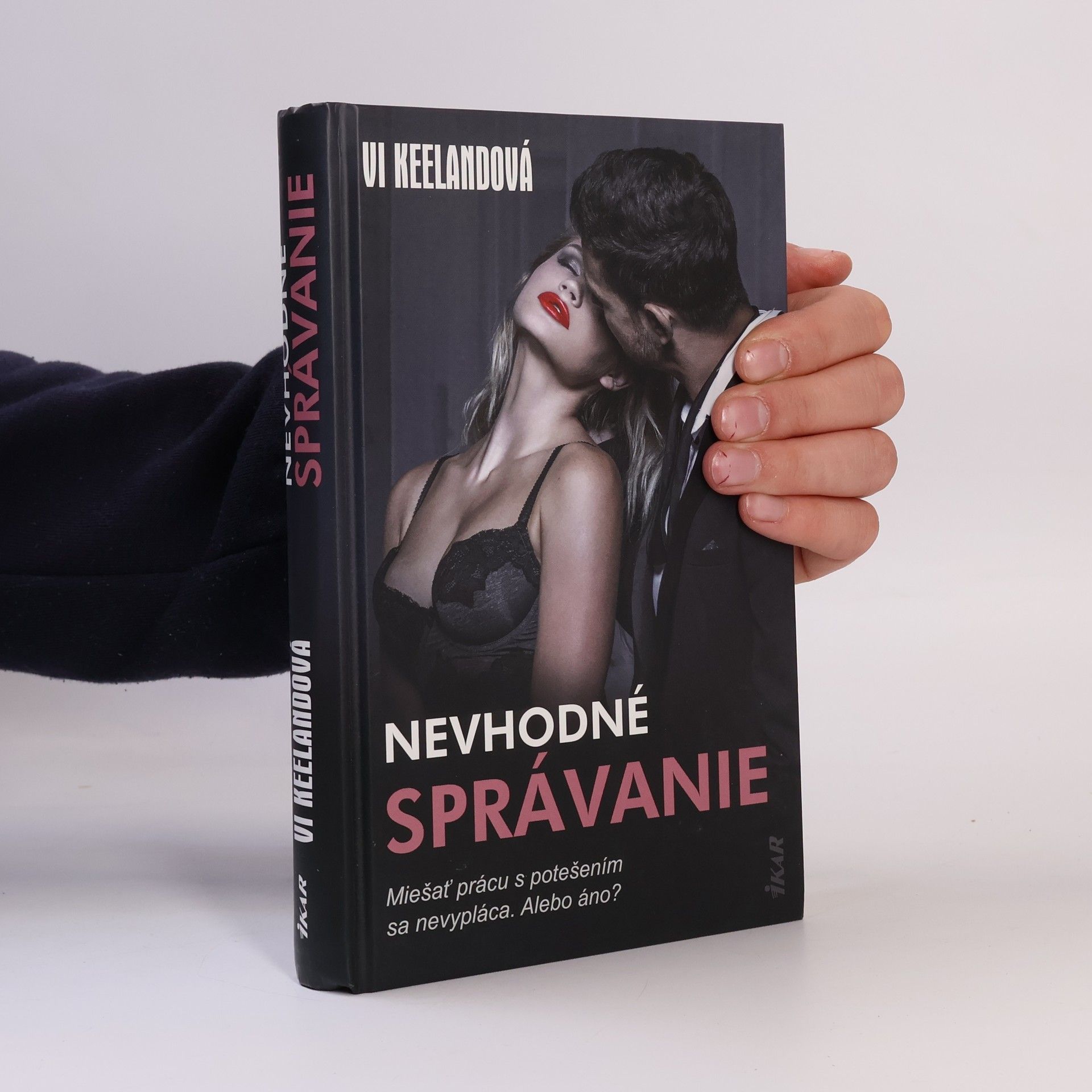 Vi Keeland Nevhodné správanie