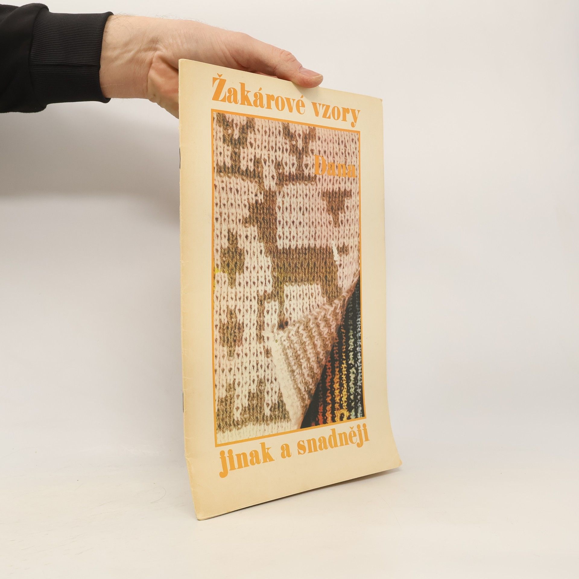 Kolektív autorov Žakárové vzory. Jinak a snadněji