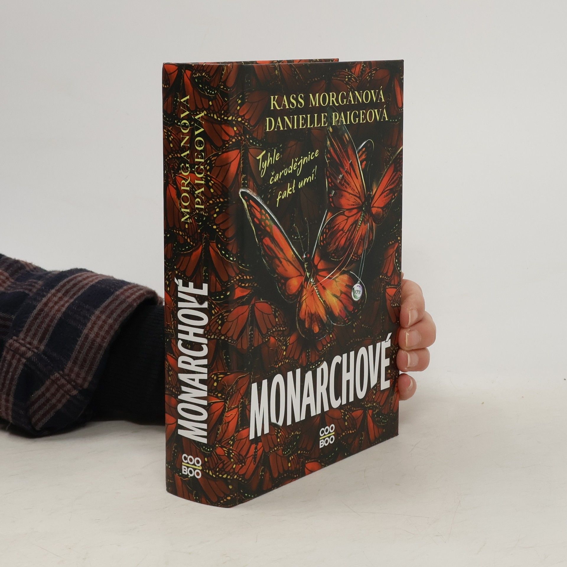 Kass Morgan Monarchové