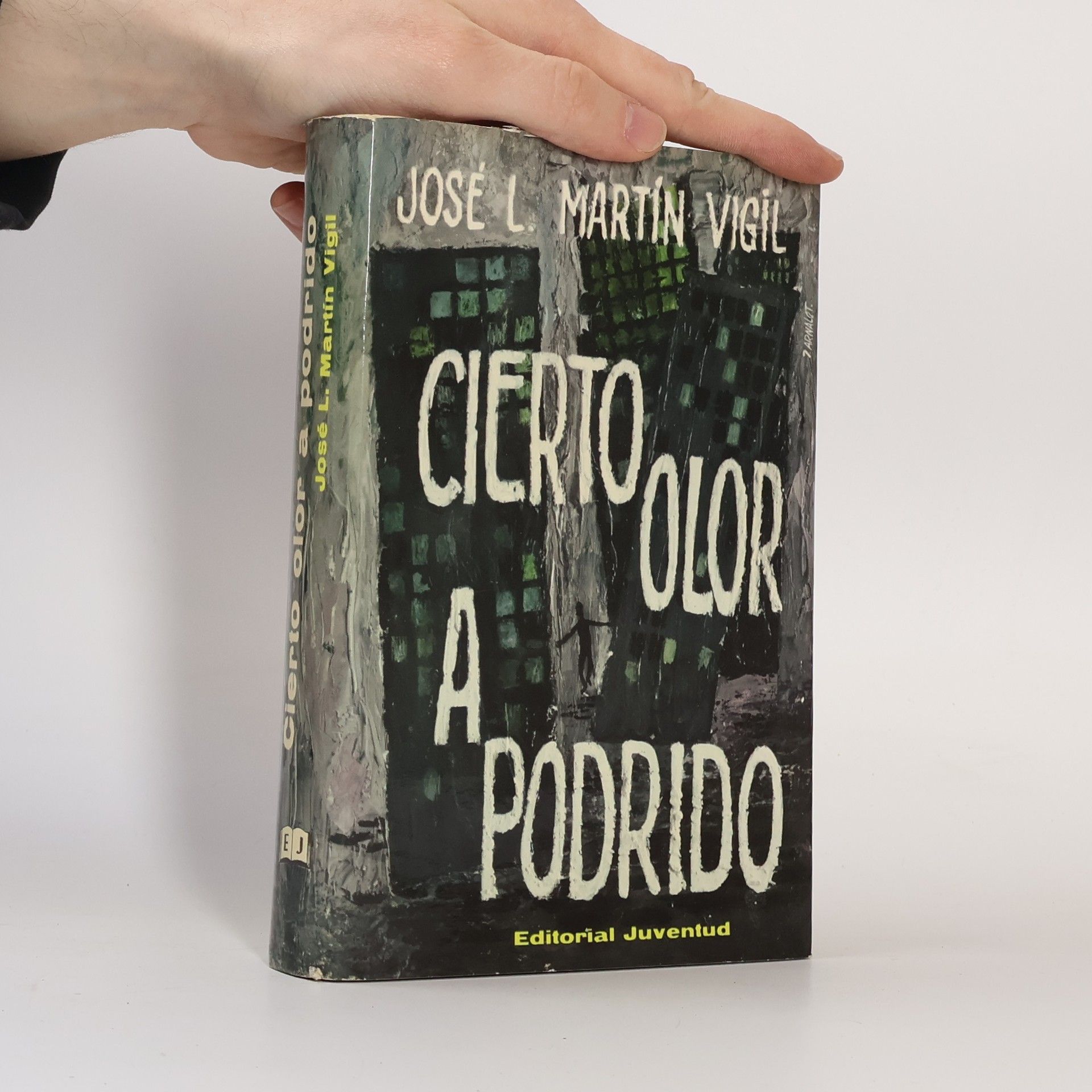 Cierto olor a podrido