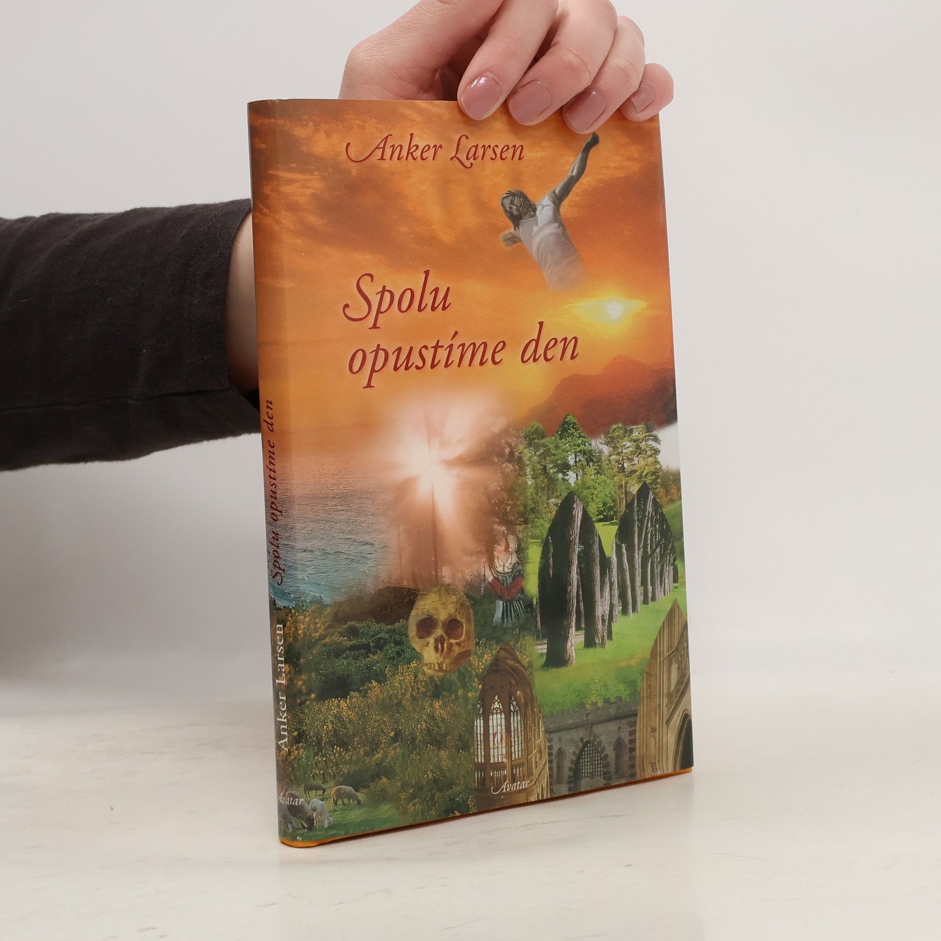 Anker Larsen Spolu opustíme den