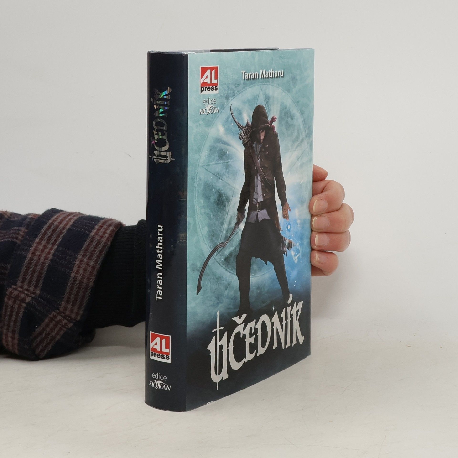 Taran Matharu Učedník