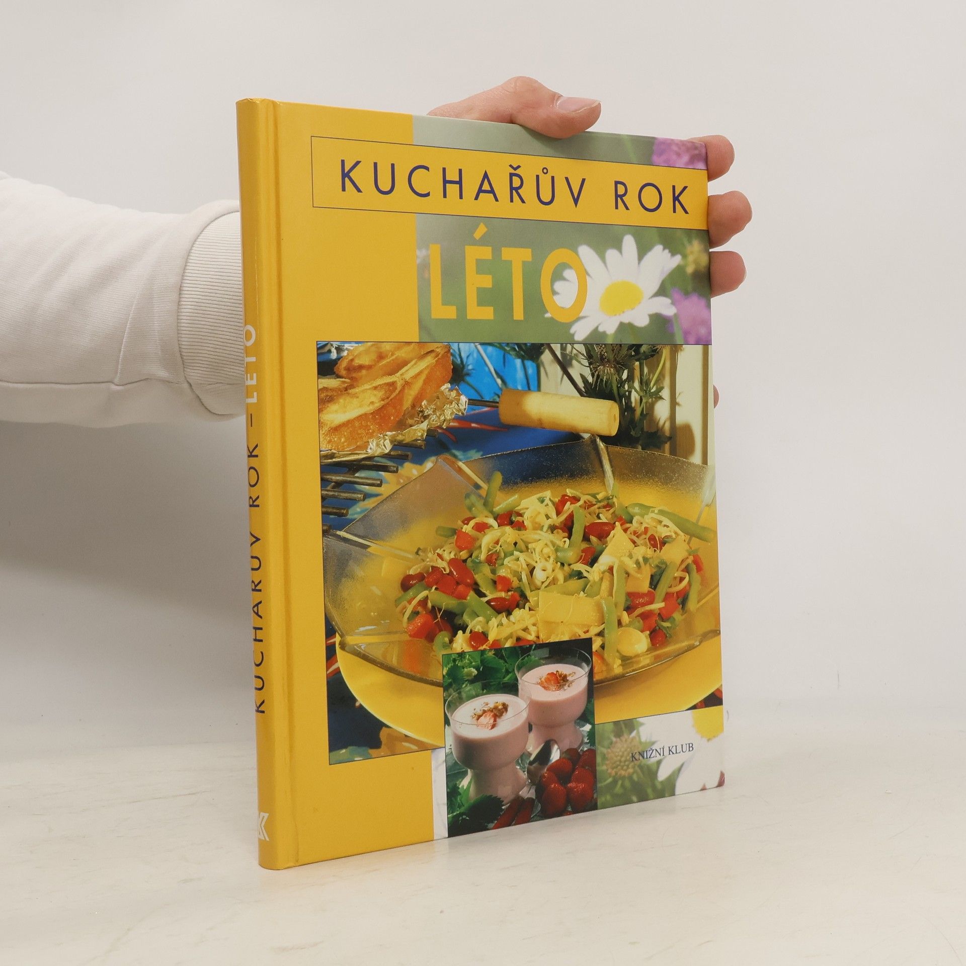 Kolektiv autorů Kuchařův rok. Léto