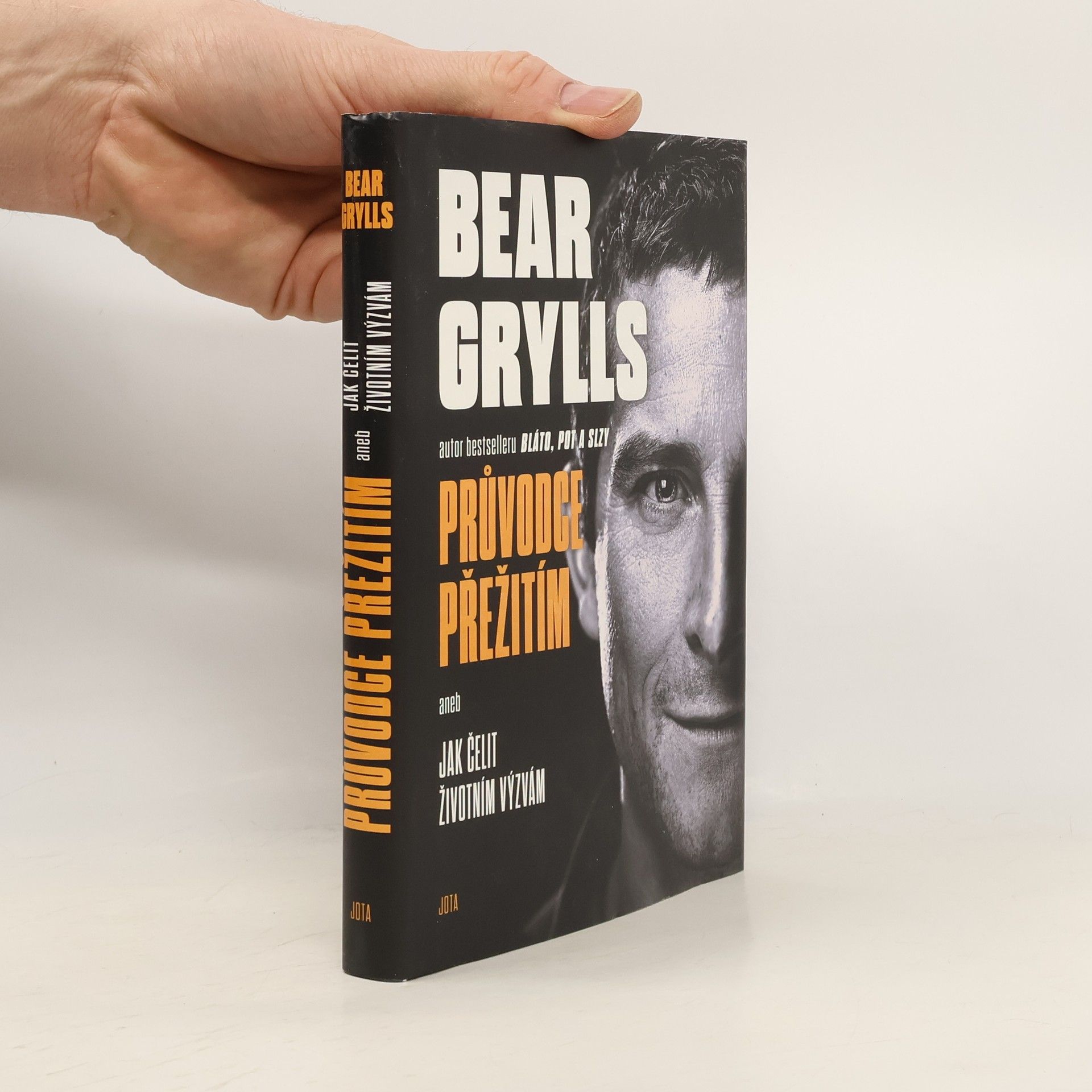 Bear Grylls Bear Grylls. Průvodce přežitím